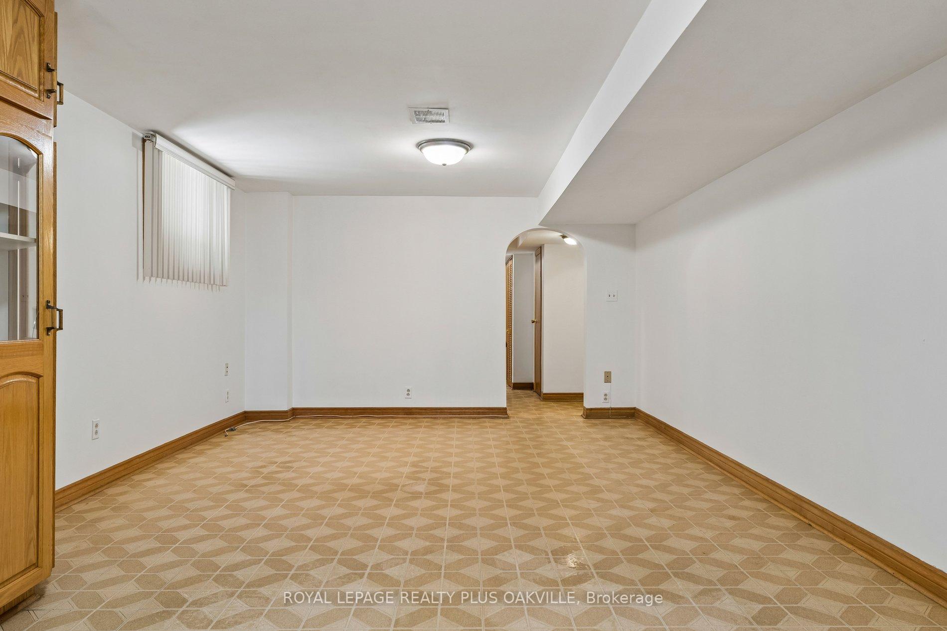 Photo 34 of 72a Lindsey Avenue, Toronto, Dufferin Grove — HOMEH