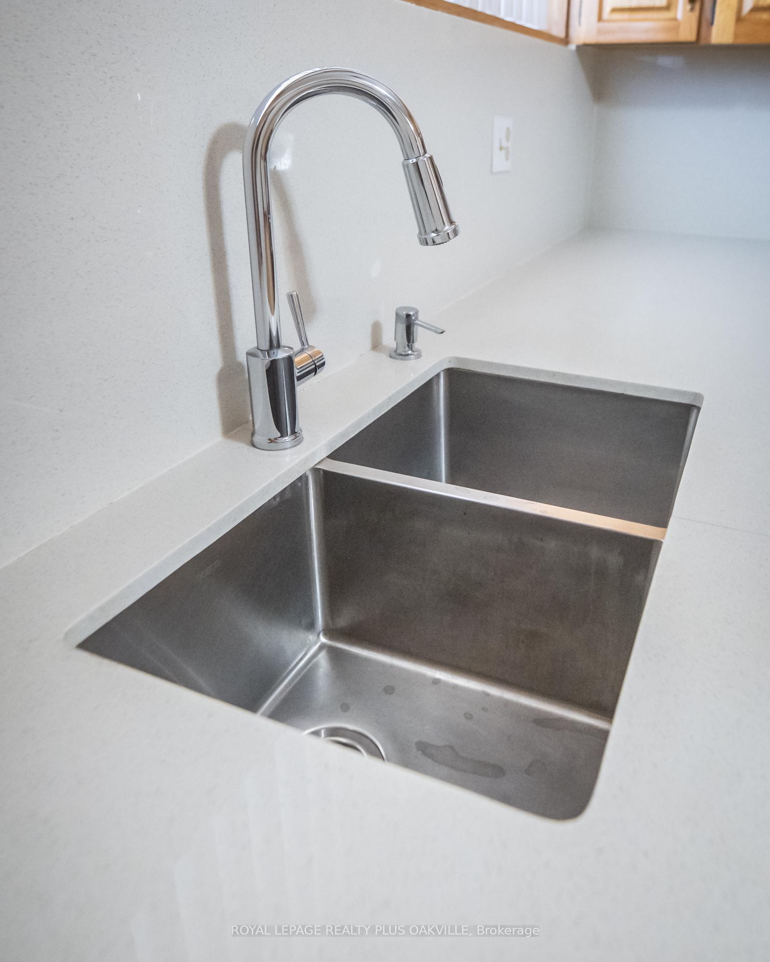 Photo 37 of 72a Lindsey Avenue, Toronto, Dufferin Grove — HOMEH