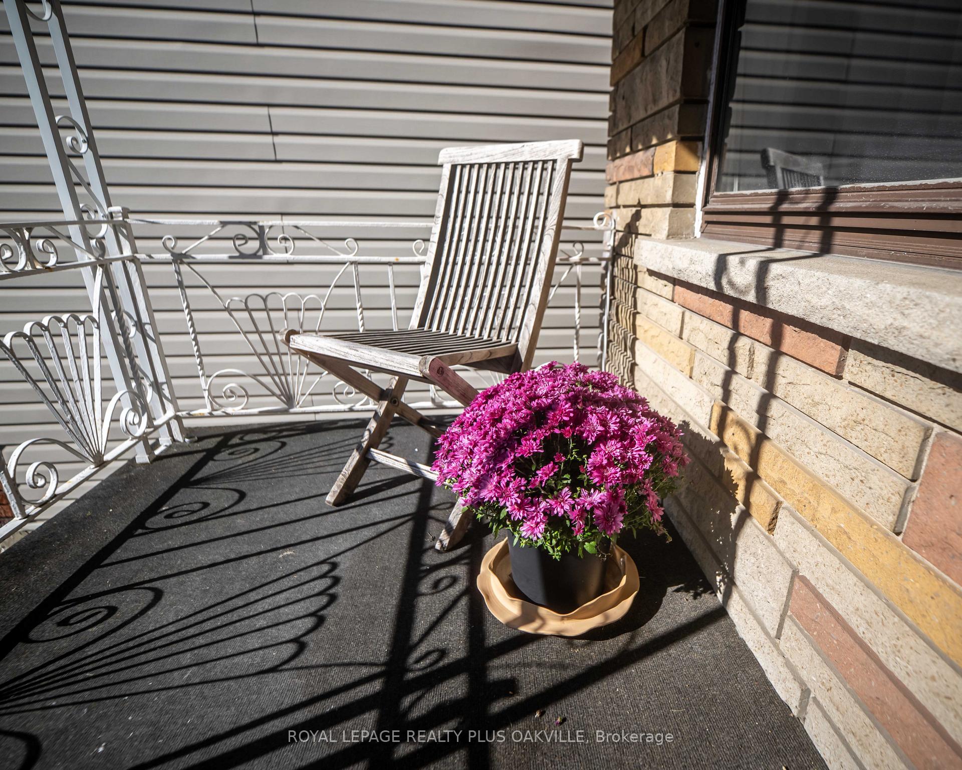 Photo 49 of 72a Lindsey Avenue, Toronto, Dufferin Grove — HOMEH