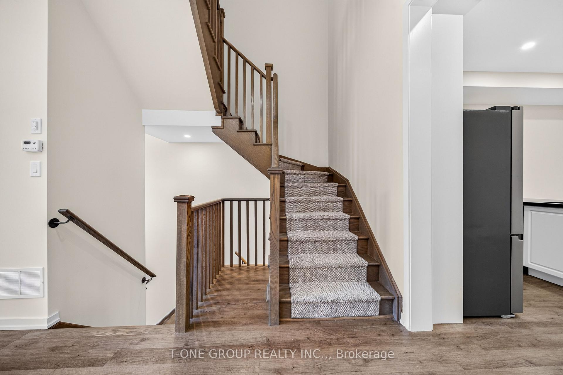 Photo 8 of 54 Pantheon Lane, Markham, Wismer — HOMEH