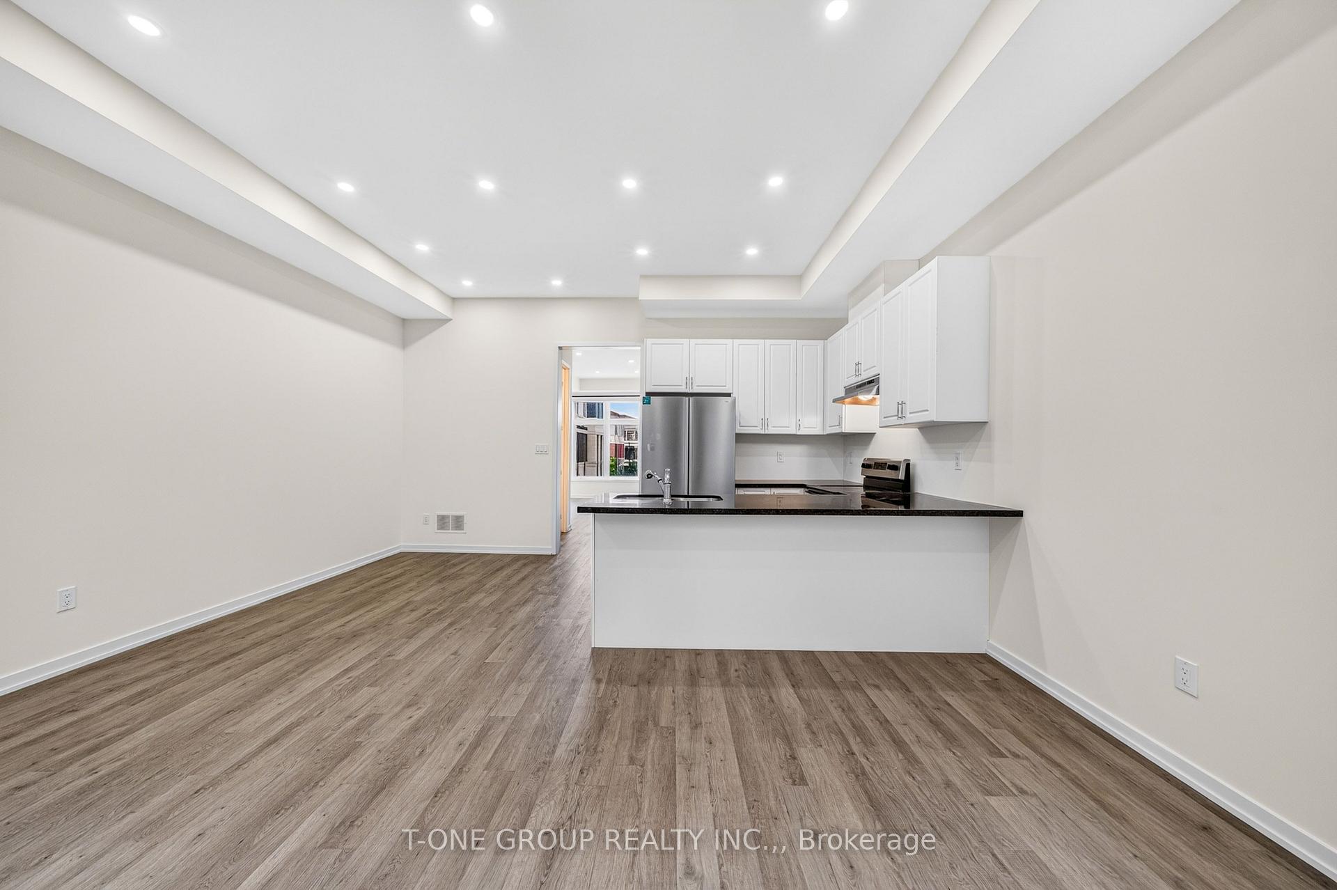 Photo 13 of 54 Pantheon Lane, Markham, Wismer — HOMEH