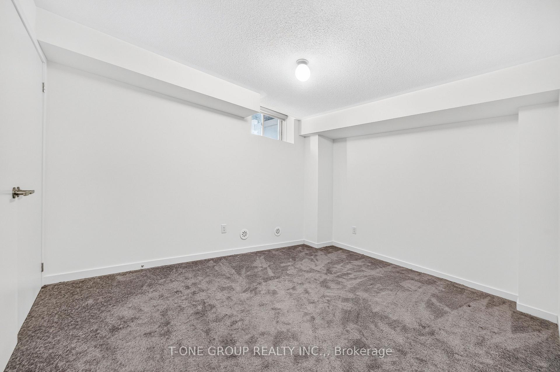 Photo 36 of 54 Pantheon Lane, Markham, Wismer — HOMEH