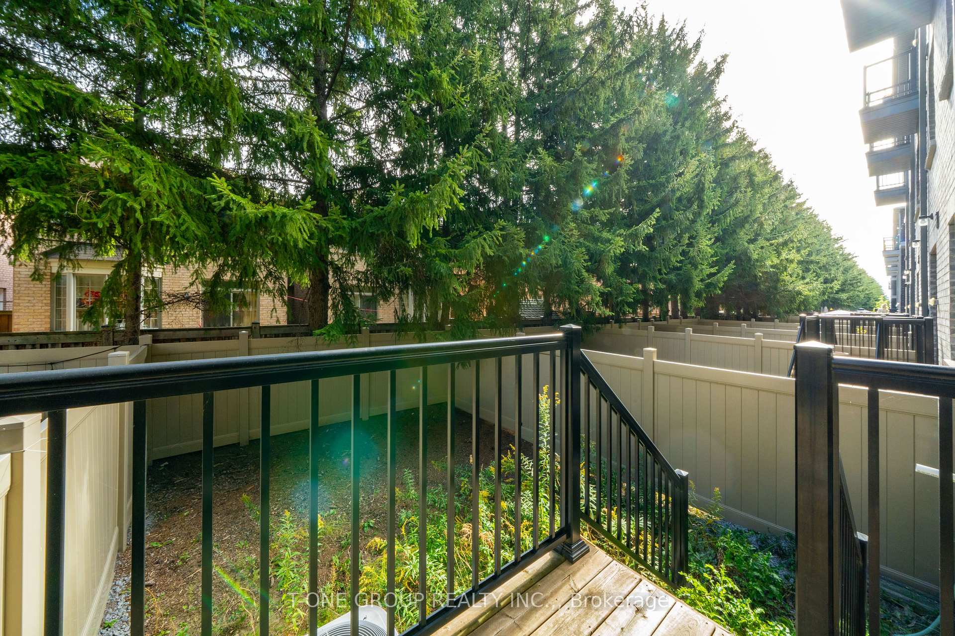 Photo 40 of 54 Pantheon Lane, Markham, Wismer — HOMEH