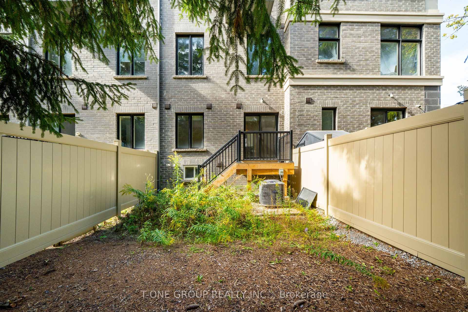 Photo 42 of 54 Pantheon Lane, Markham, Wismer — HOMEH