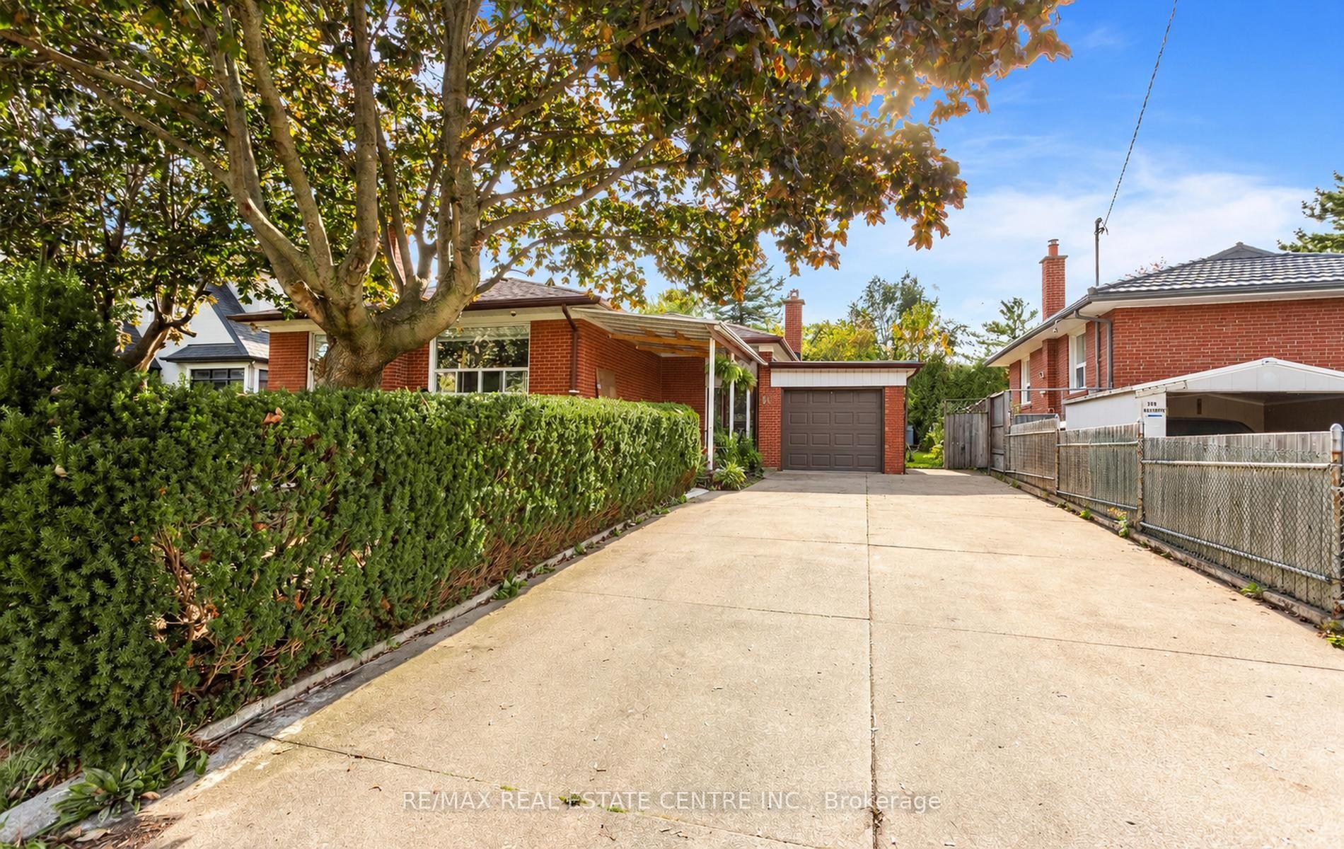 Photo of 302 Southview Road