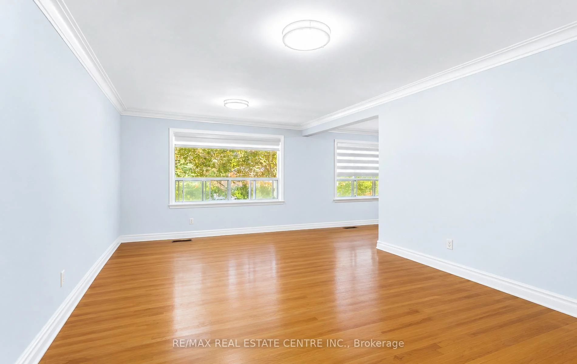 Photo 14 of 302 Southview Road, Oakville, West — HOMEH