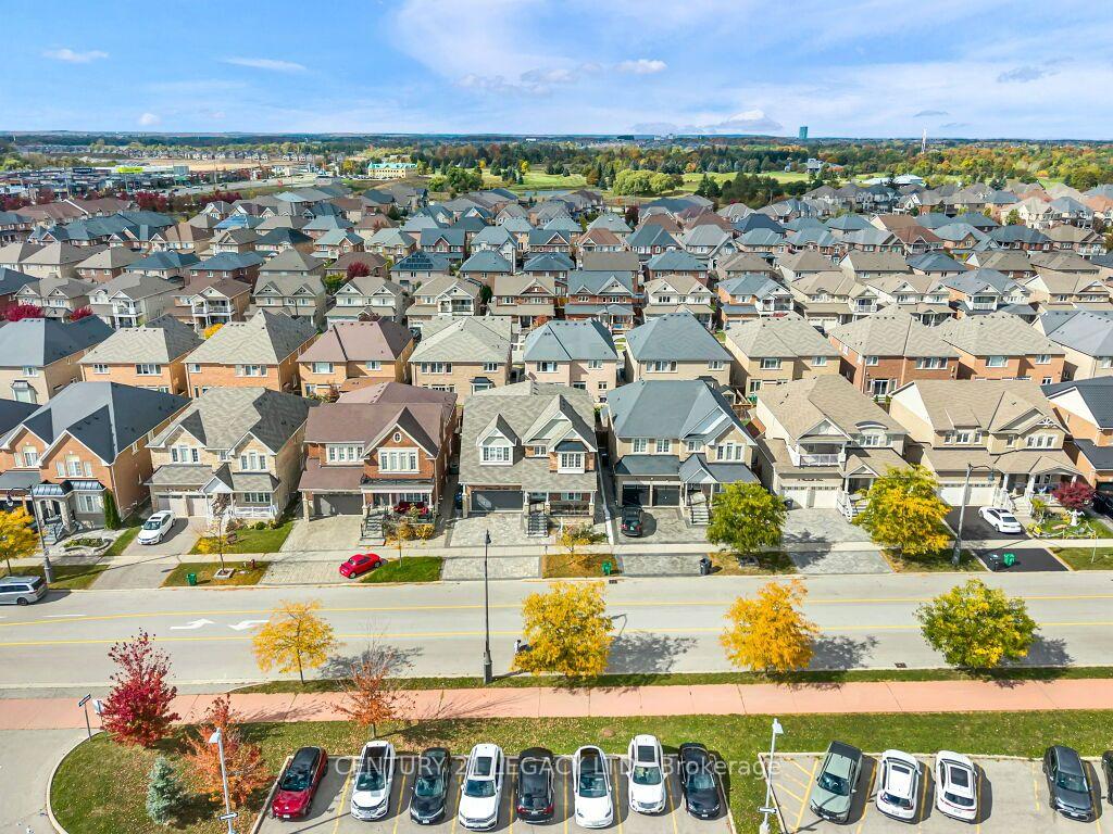 Photo 2 of 20 Wardsville Drive W, Brampton, Bram West — HOMEH