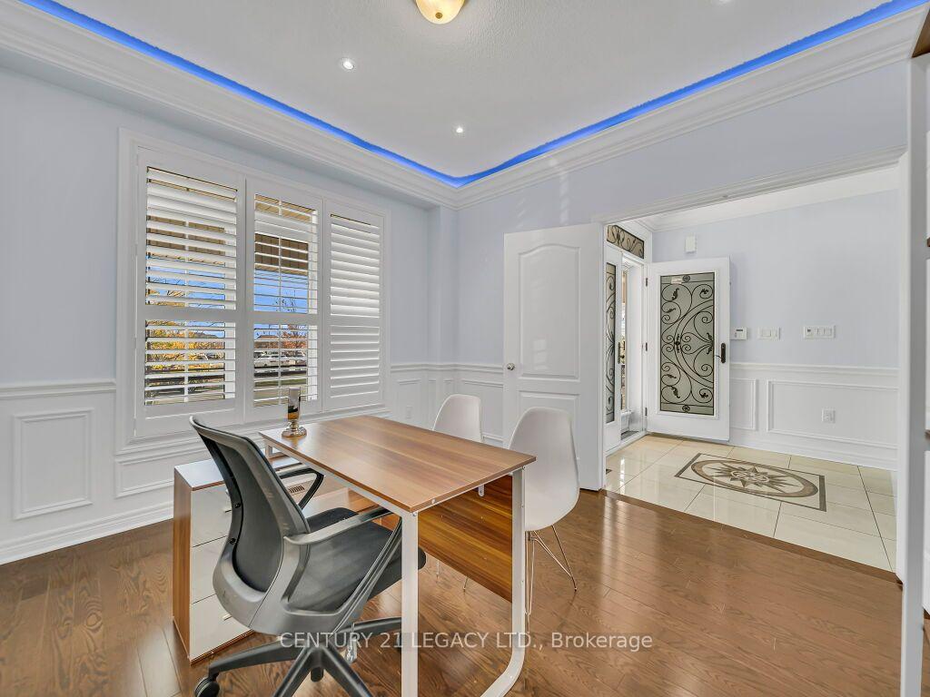 Photo 7 of 20 Wardsville Drive W, Brampton, Bram West — HOMEH