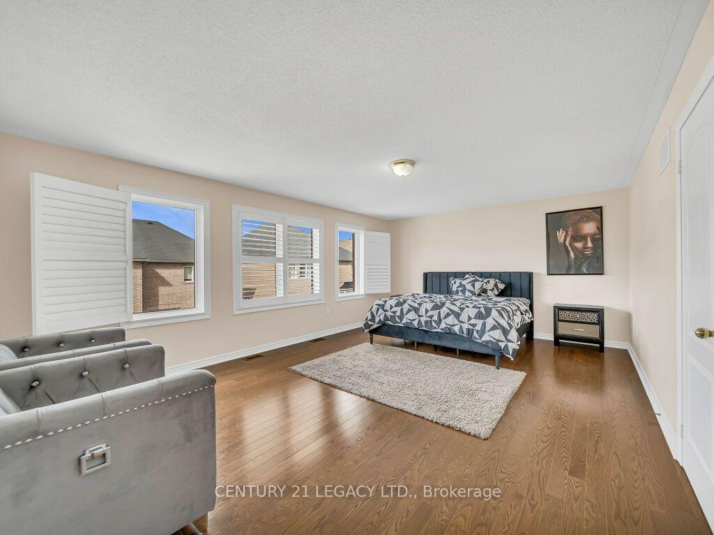 Photo 14 of 20 Wardsville Drive W, Brampton, Bram West — HOMEH