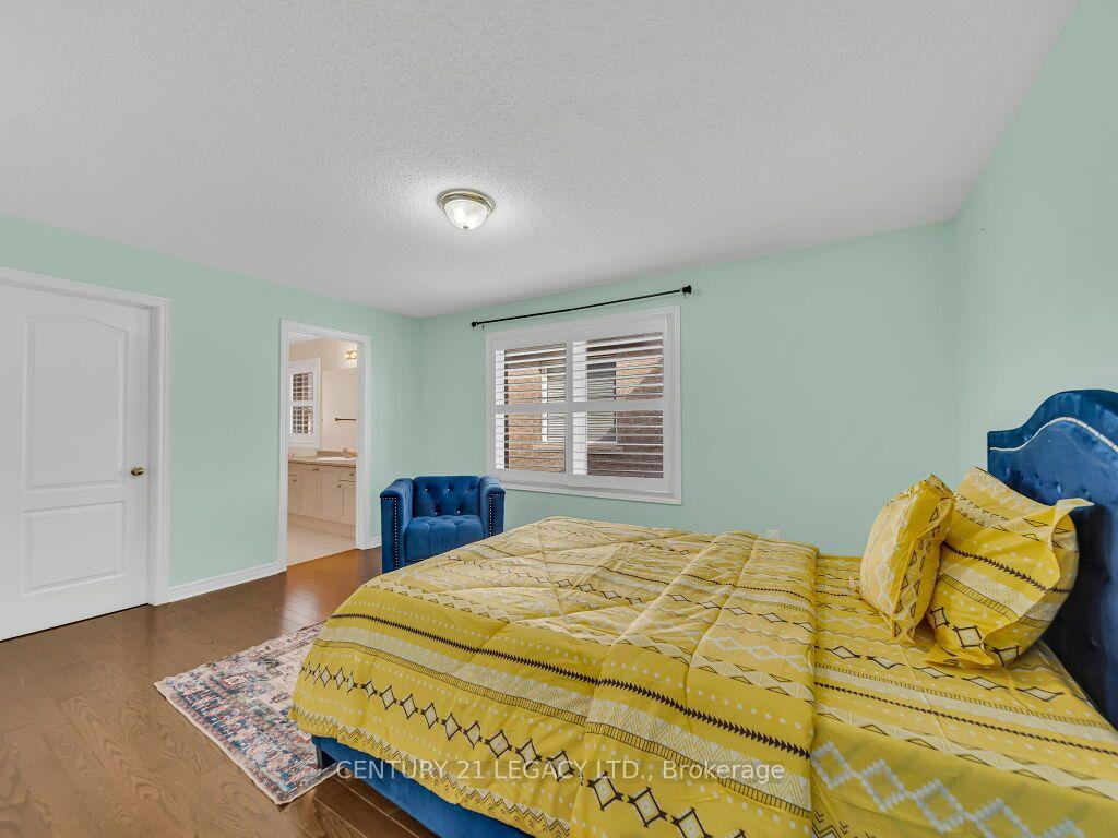 Photo 21 of 20 Wardsville Drive W, Brampton, Bram West — HOMEH