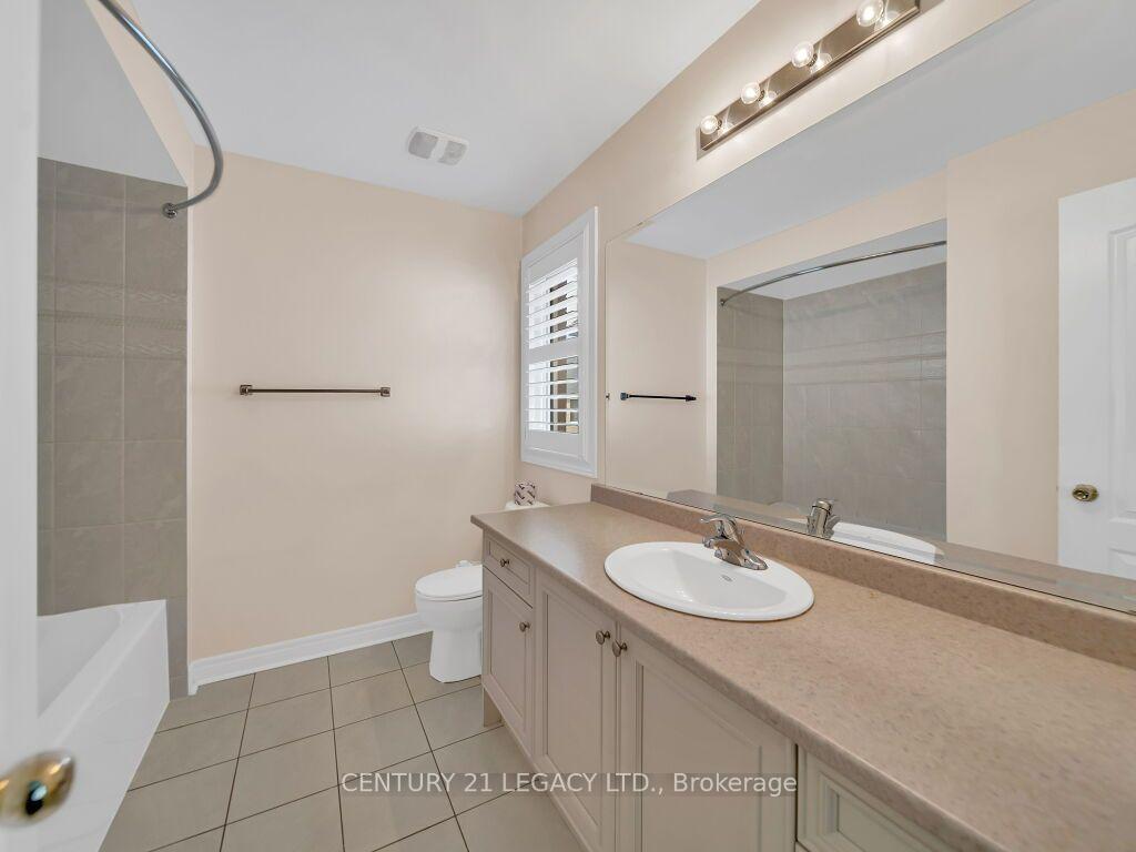 Photo 24 of 20 Wardsville Drive W, Brampton, Bram West — HOMEH