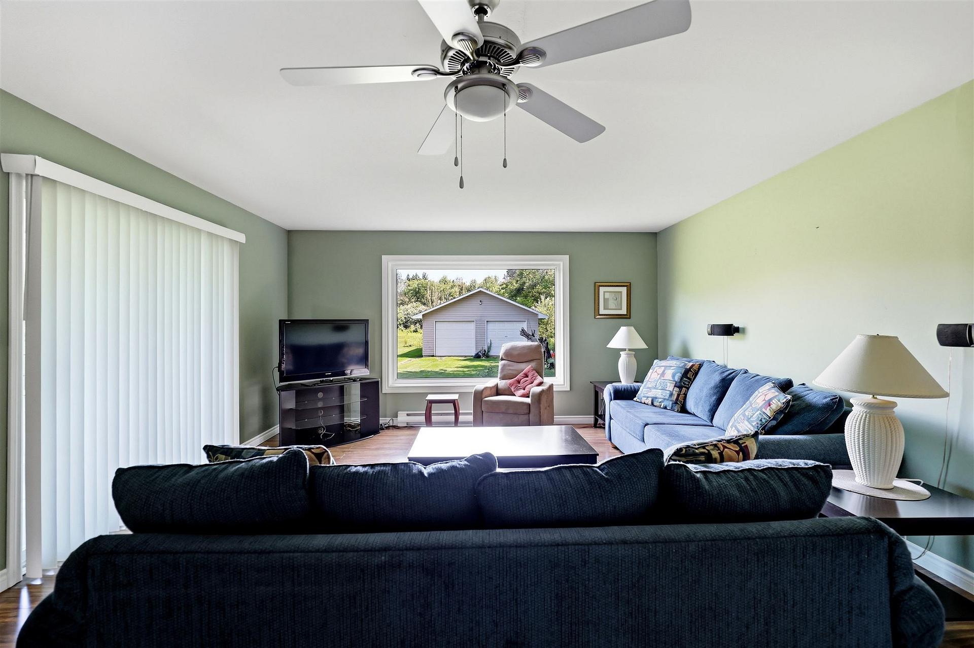 Photo 11 of 382 Nixon Road, Sault Ste Marie, Ward 5 — HOMEH