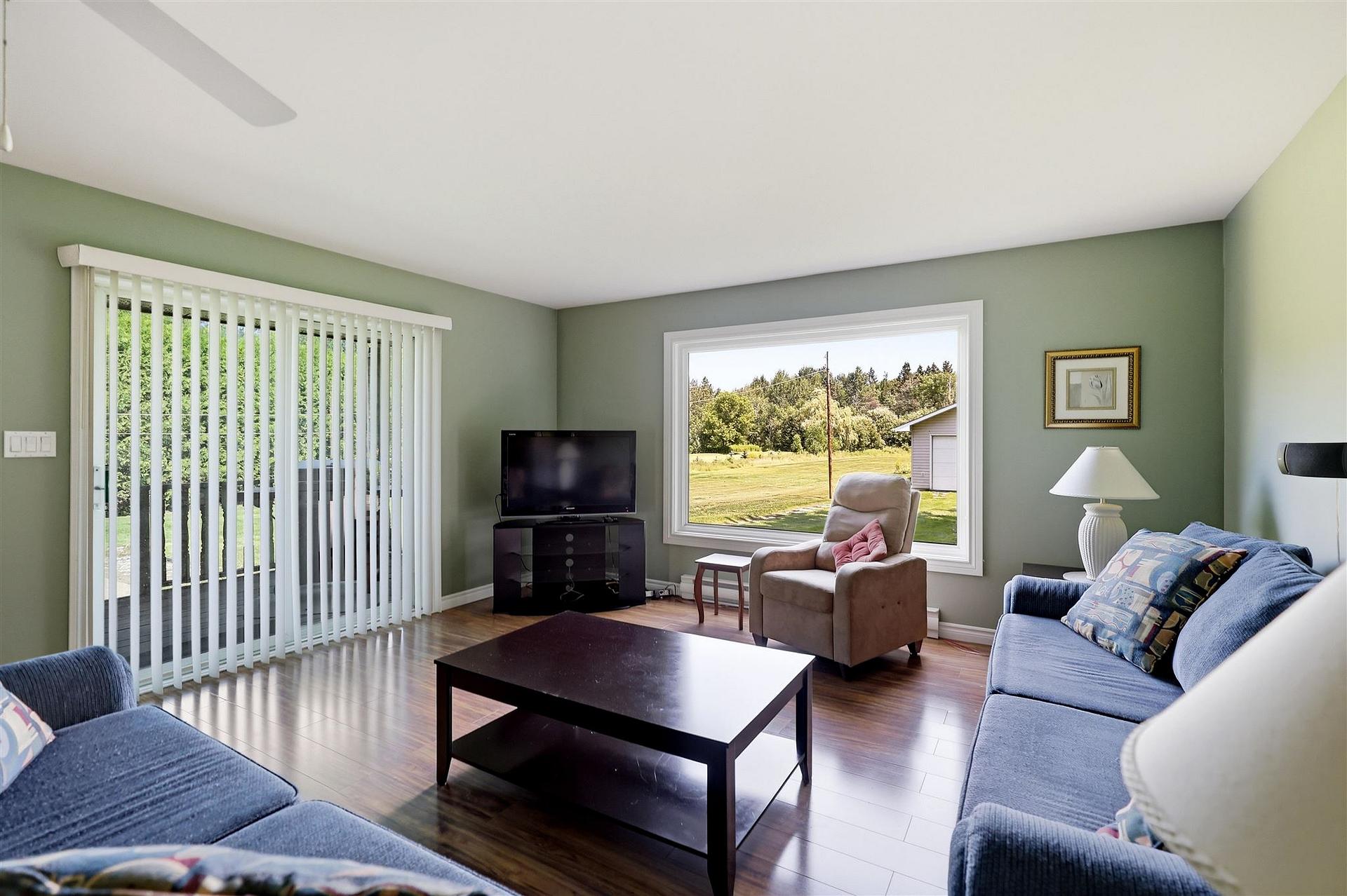 Photo 12 of 382 Nixon Road, Sault Ste Marie, Ward 5 — HOMEH