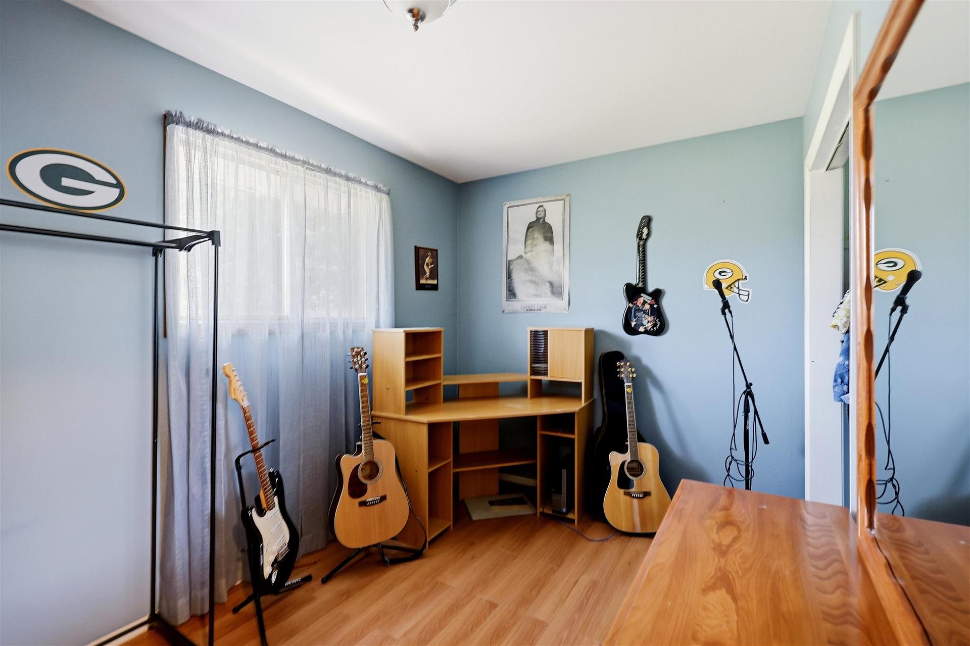 Photo 16 of 382 Nixon Road, Sault Ste Marie, Ward 5 — HOMEH