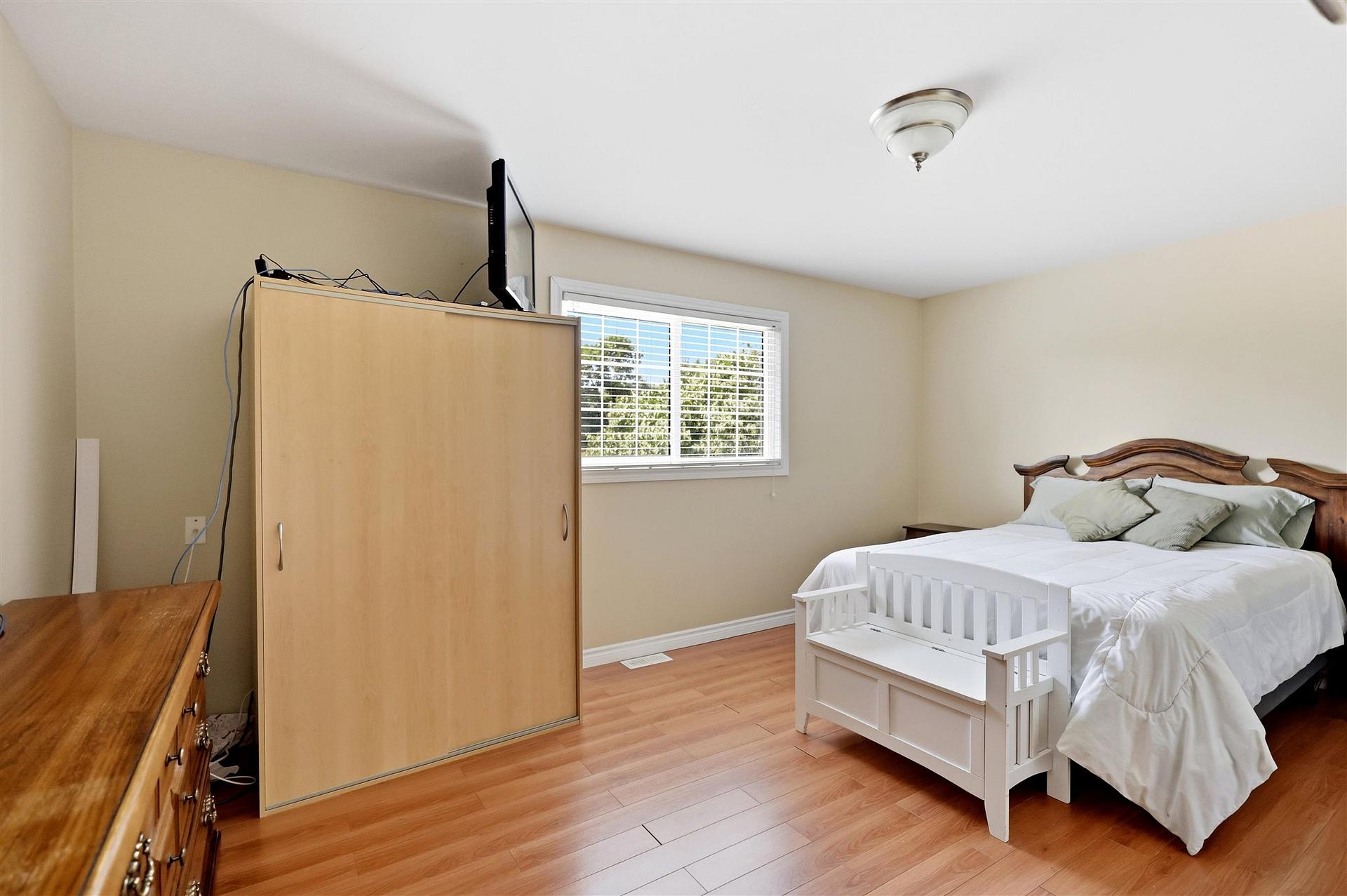 Photo 19 of 382 Nixon Road, Sault Ste Marie, Ward 5 — HOMEH