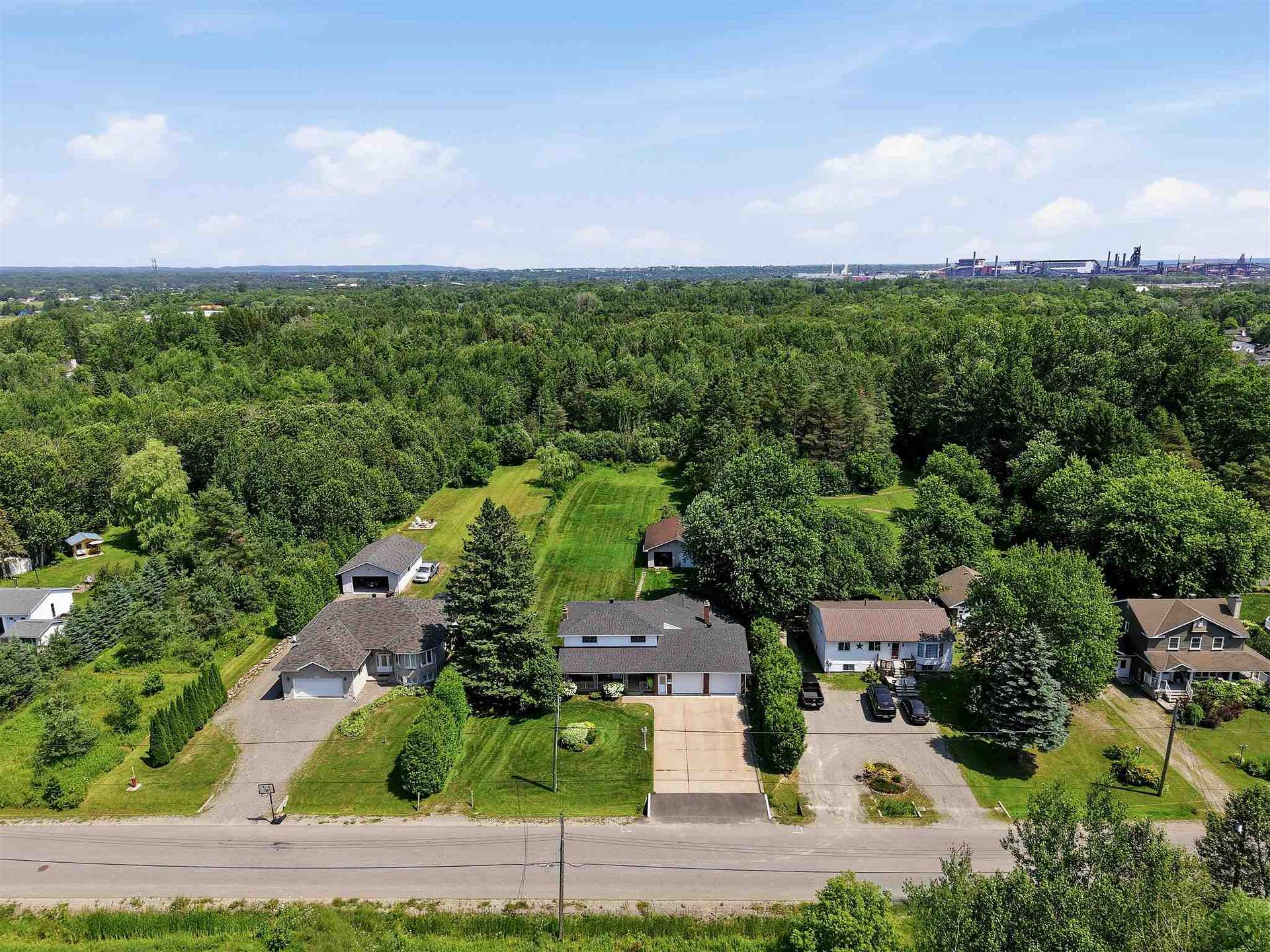 Photo 46 of 382 Nixon Road, Sault Ste Marie, Ward 5 — HOMEH