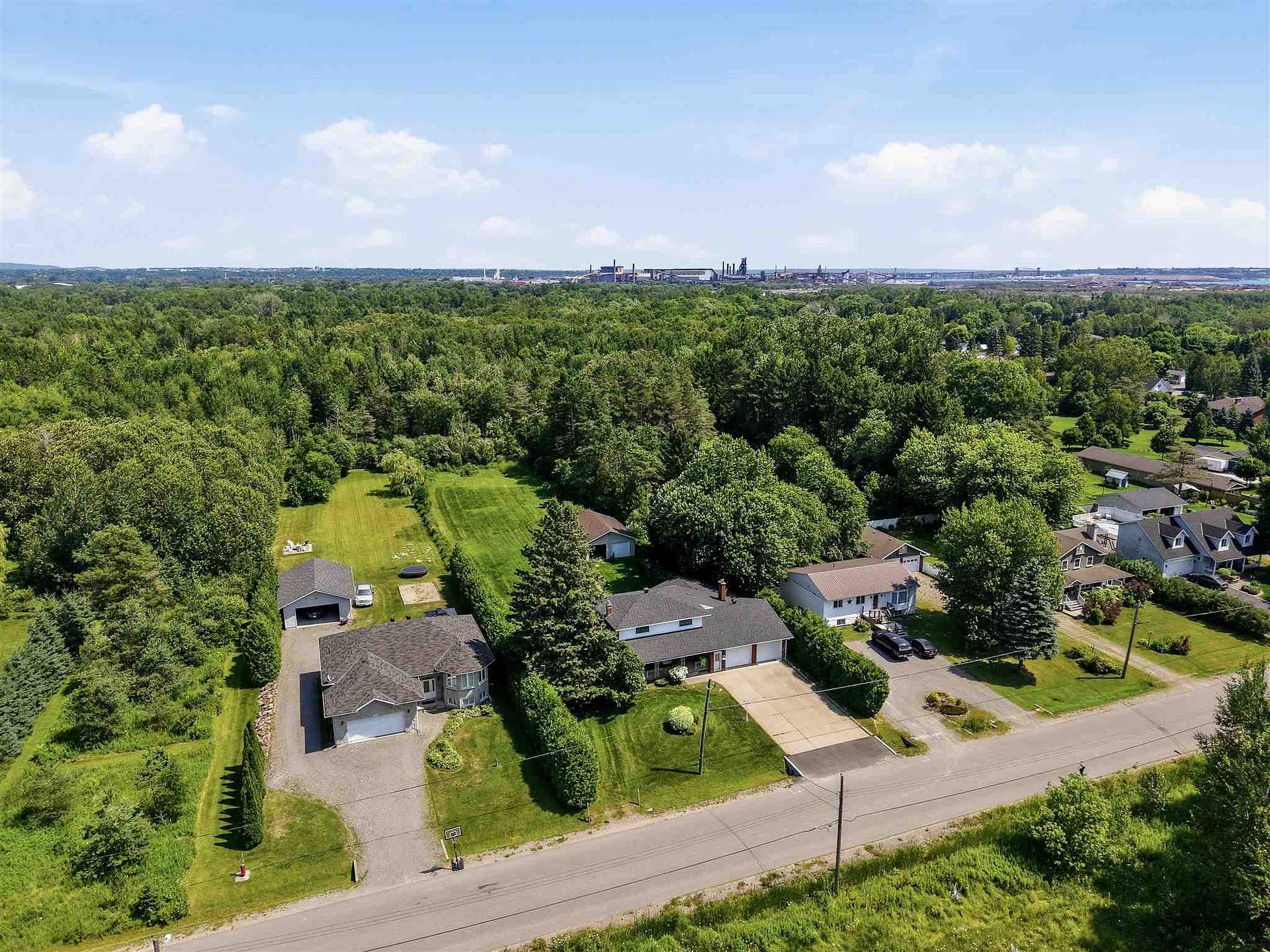 Photo 47 of 382 Nixon Road, Sault Ste Marie, Ward 5 — HOMEH