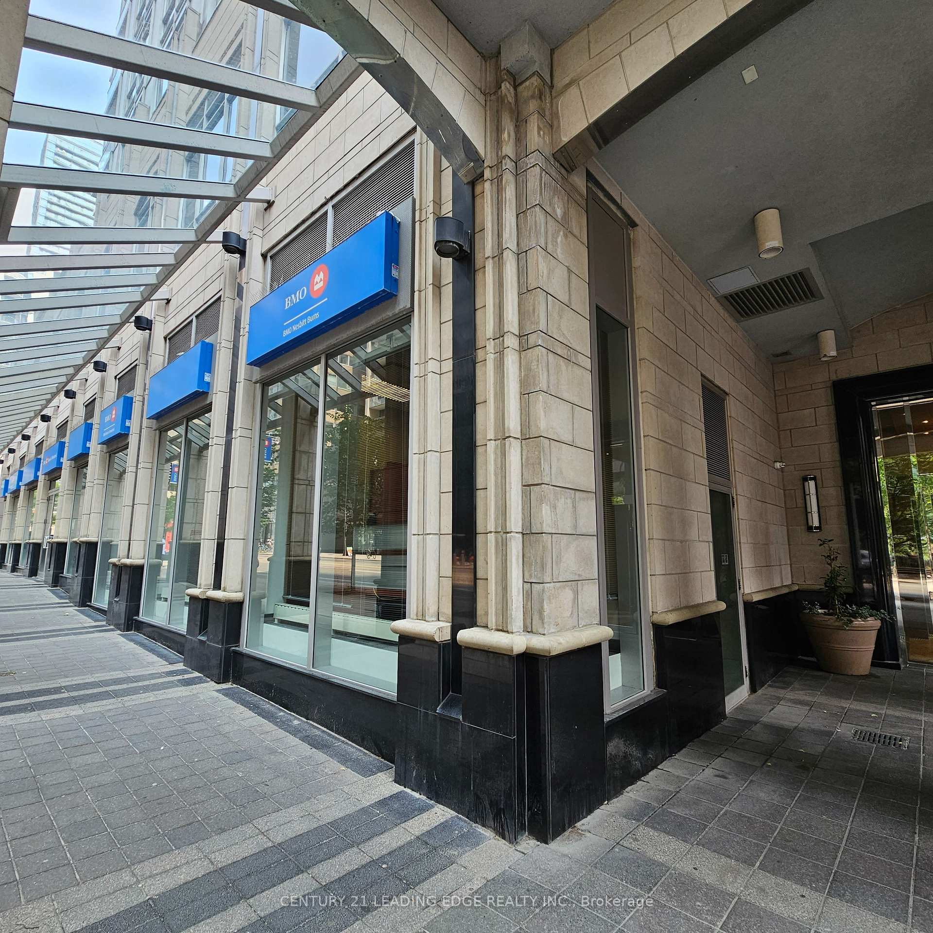 Photo 29 of Unit 714, 761 Bay Street, Toronto, Bay Street Corridor — HOMEH