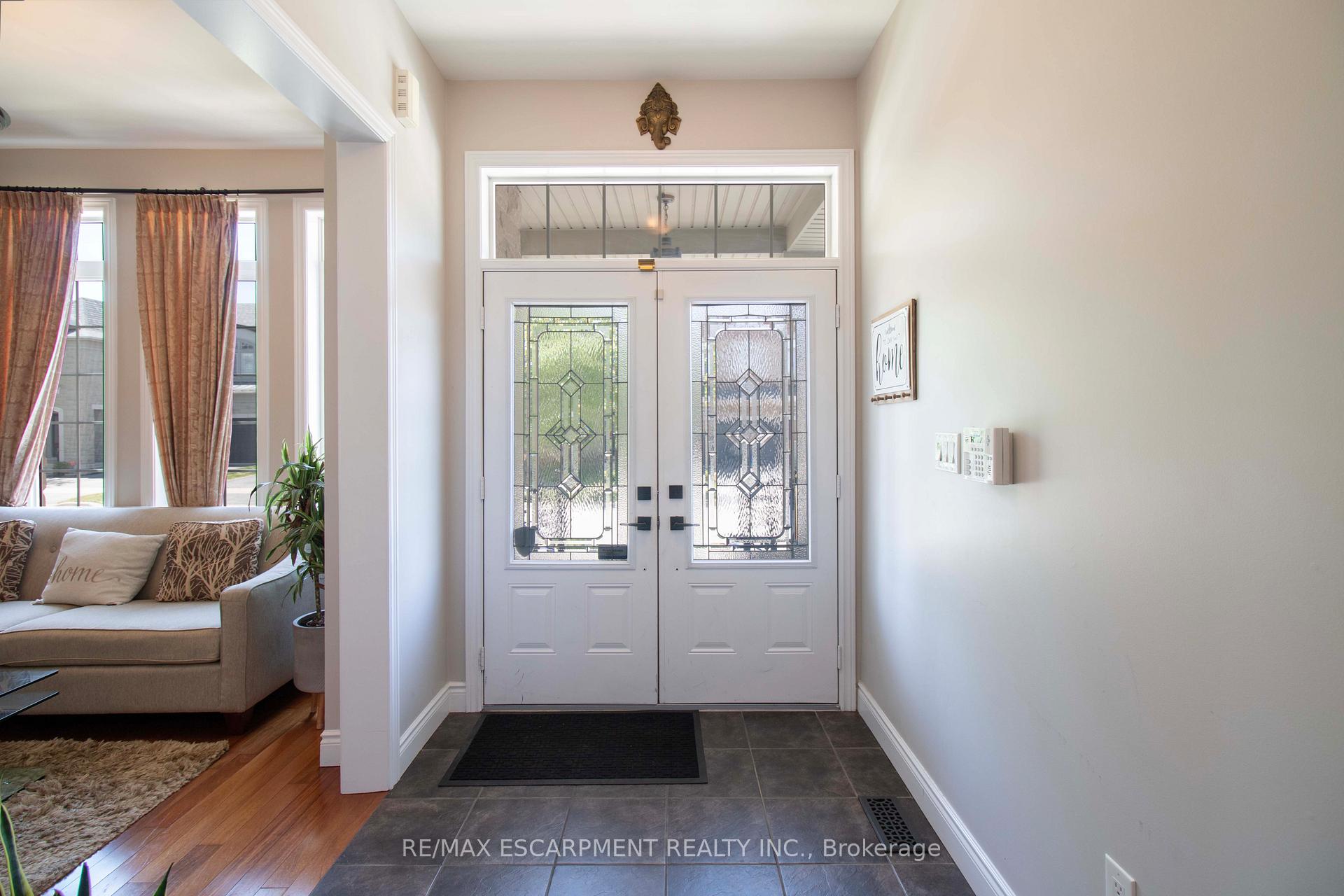 Photo 4 of 4644 Ethel Road, Burlington, Alton — HOMEH