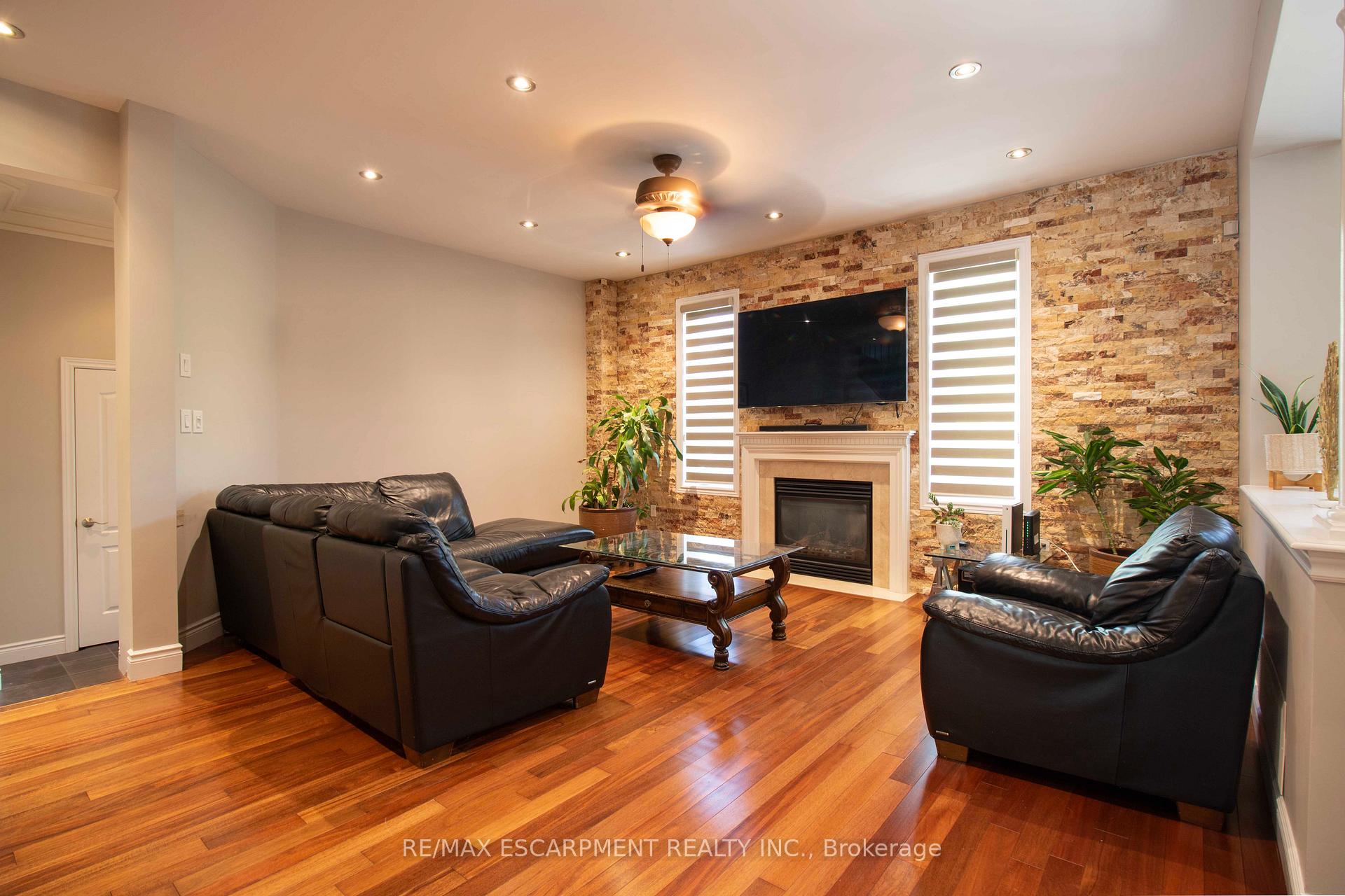 Photo 15 of 4644 Ethel Road, Burlington, Alton — HOMEH