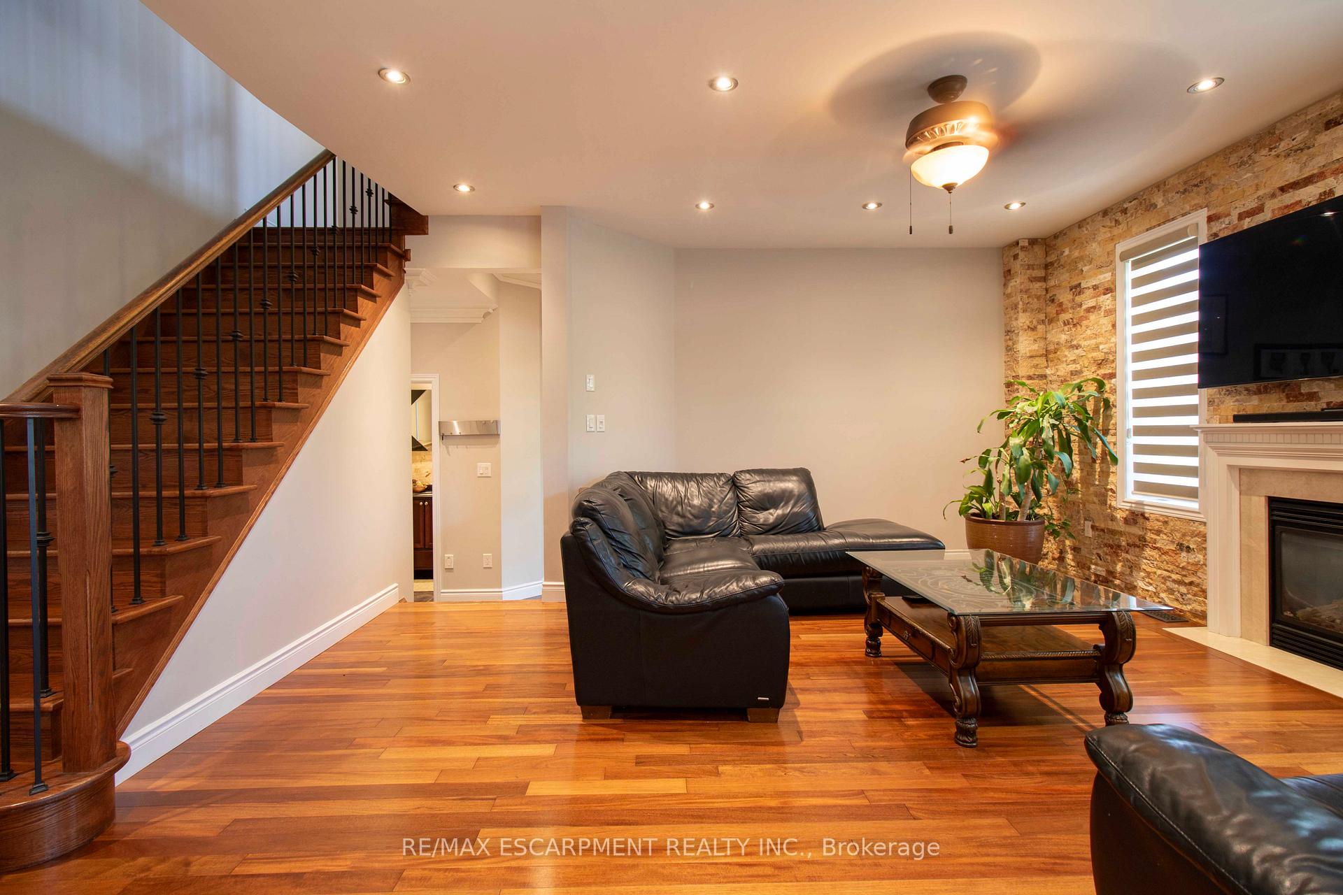Photo 16 of 4644 Ethel Road, Burlington, Alton — HOMEH