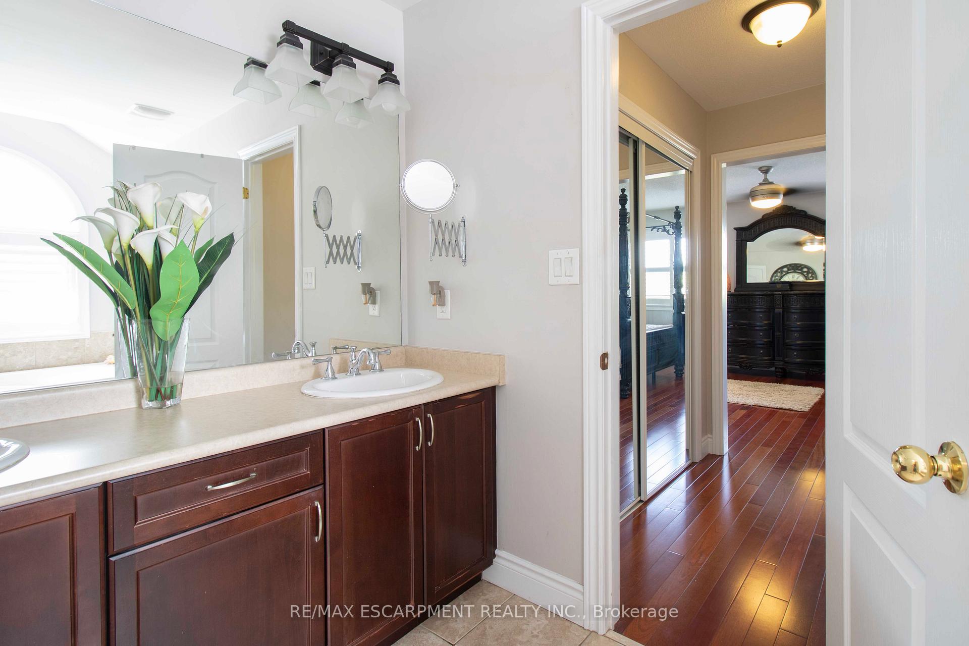 Photo 35 of 4644 Ethel Road, Burlington, Alton — HOMEH