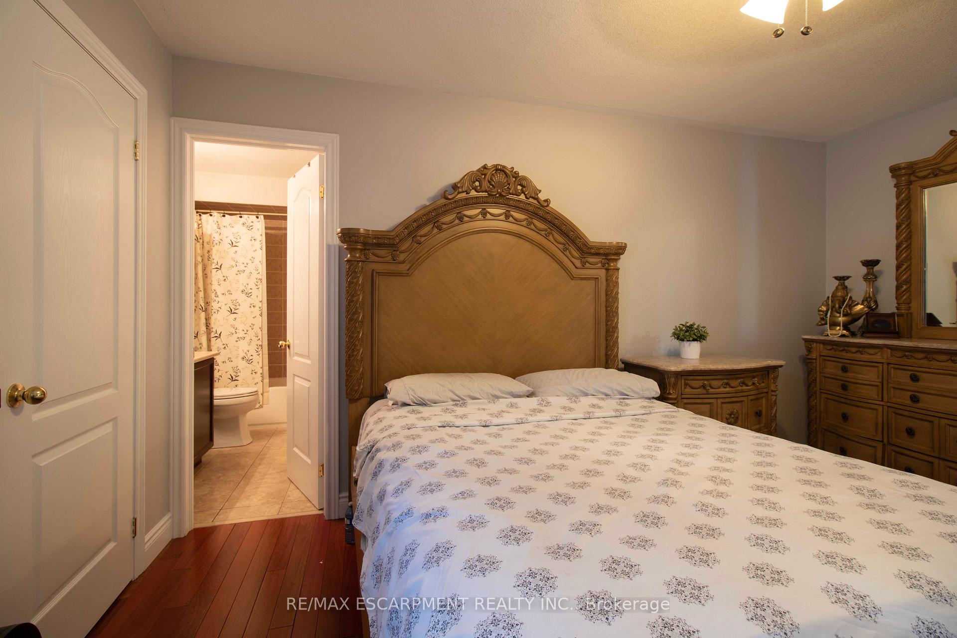 Photo 37 of 4644 Ethel Road, Burlington, Alton — HOMEH