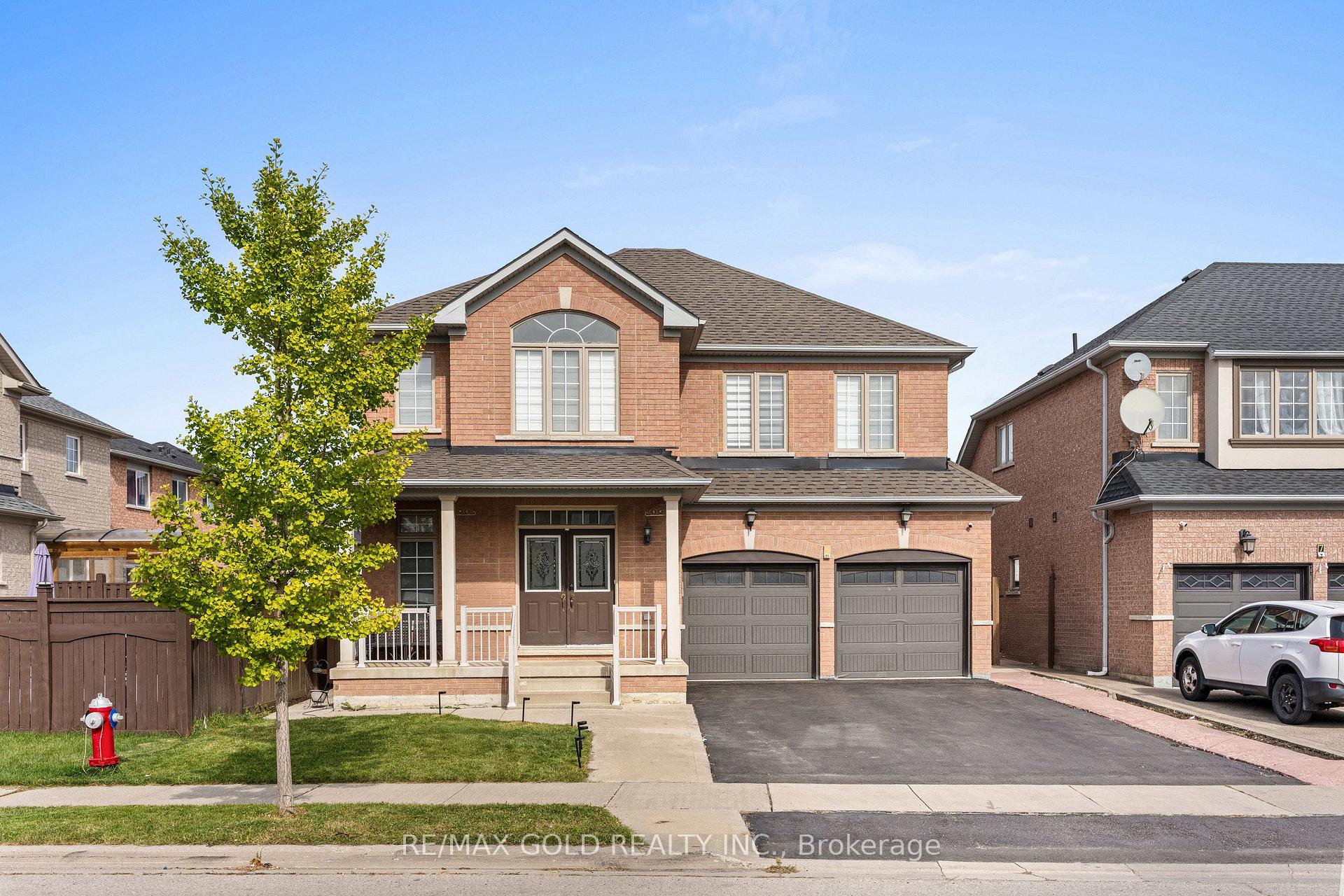 Photo of 5 Onyx Gate