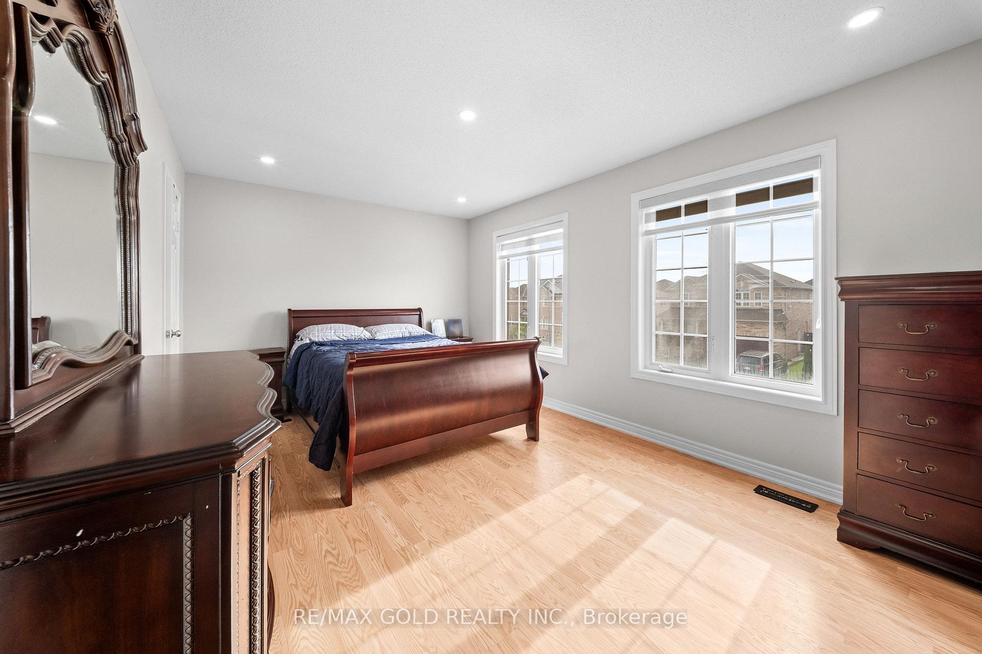 Photo 20 of 5 Onyx Gate, Brampton, Bram East — HOMEH