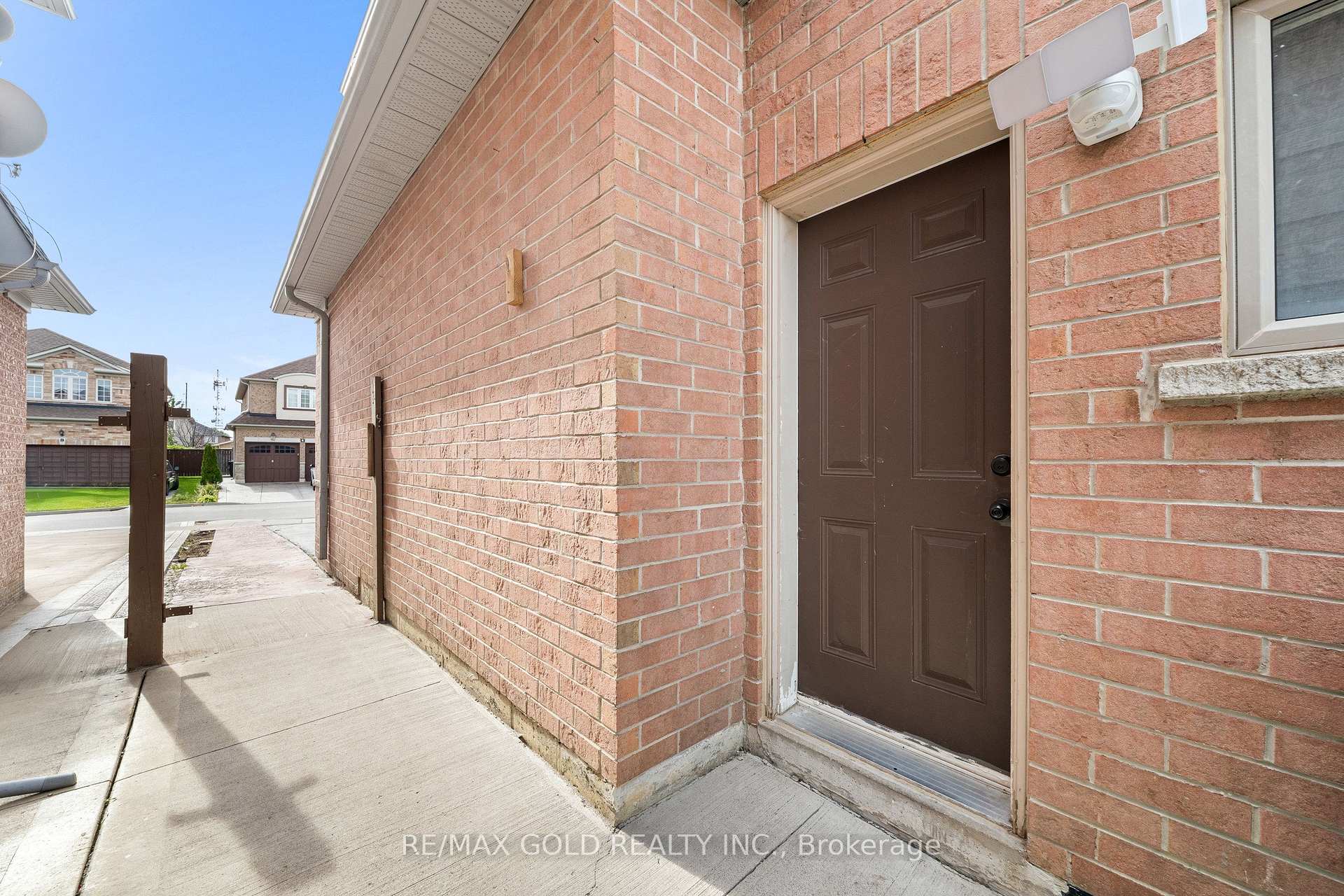 Photo 22 of 5 Onyx Gate, Brampton, Bram East — HOMEH