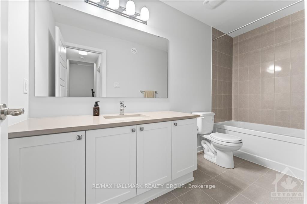 Photo 9 of 808 Mishi Private, Ottawa, CFB Rockcliffe and Area — HOMEH