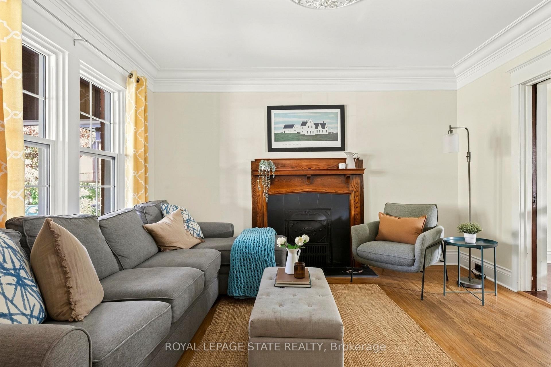 Photo 9 of 133 Rosslyn Avenue S, Hamilton, Delta — HOMEH