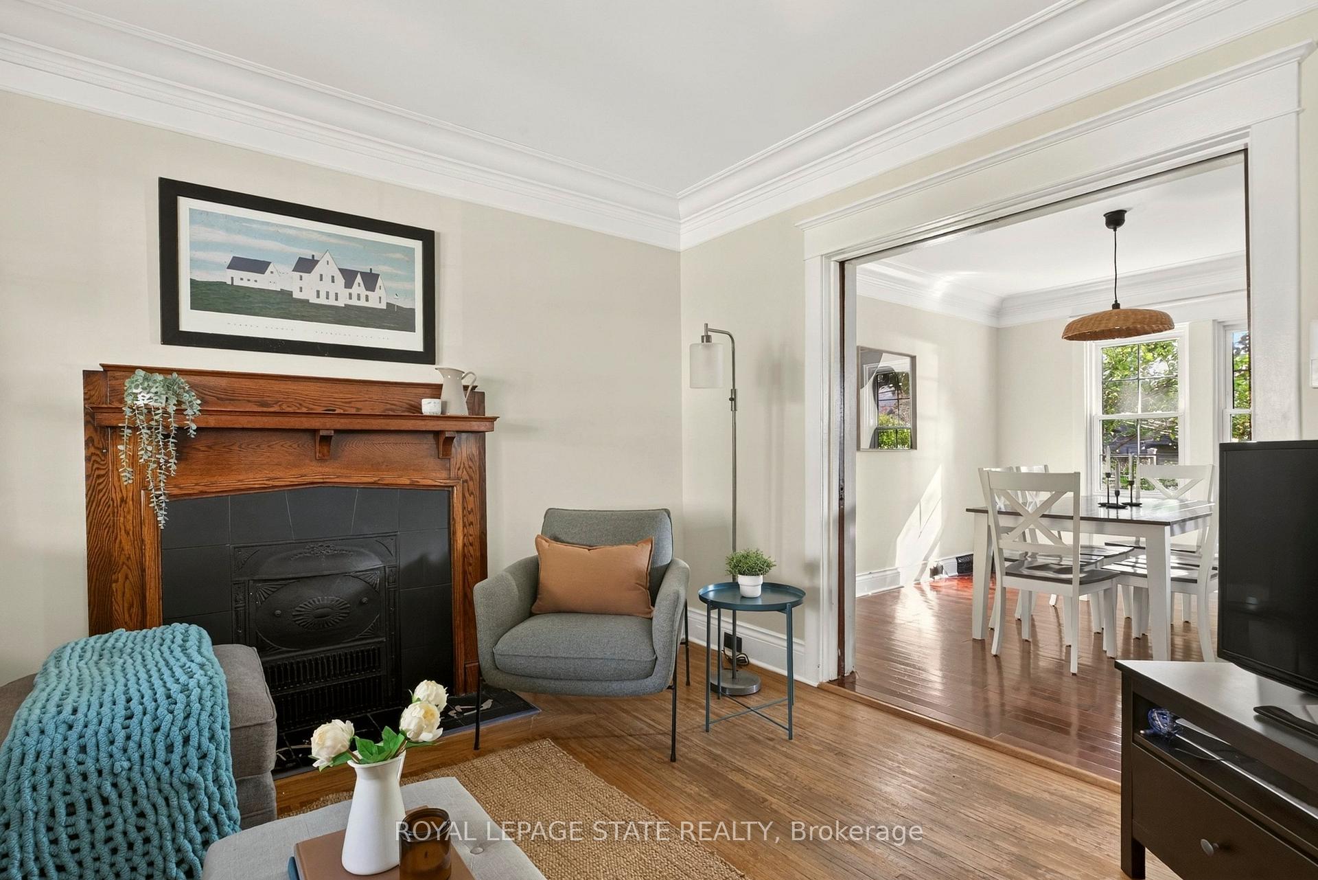 Photo 13 of 133 Rosslyn Avenue S, Hamilton, Delta — HOMEH