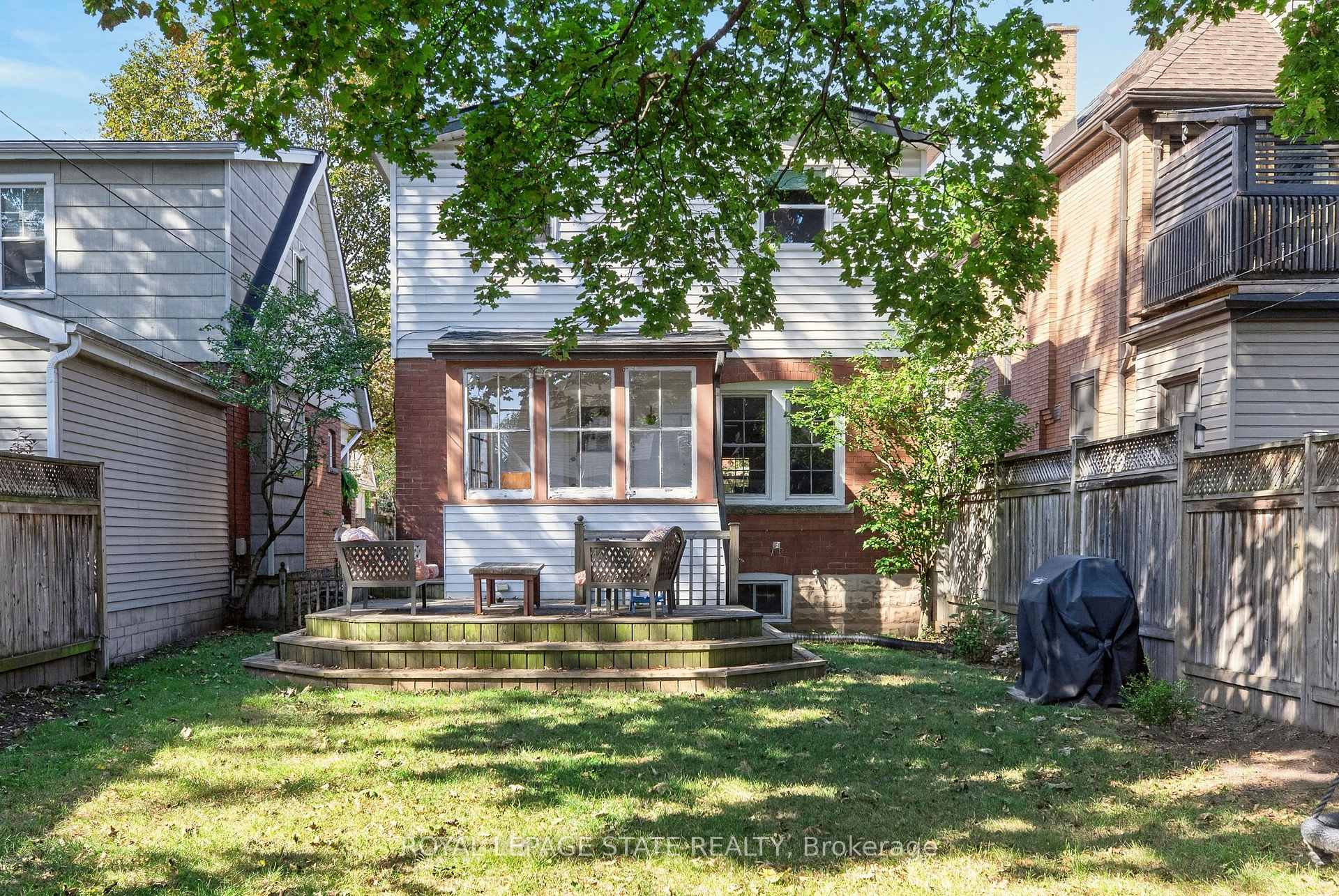 Photo 48 of 133 Rosslyn Avenue S, Hamilton, Delta — HOMEH