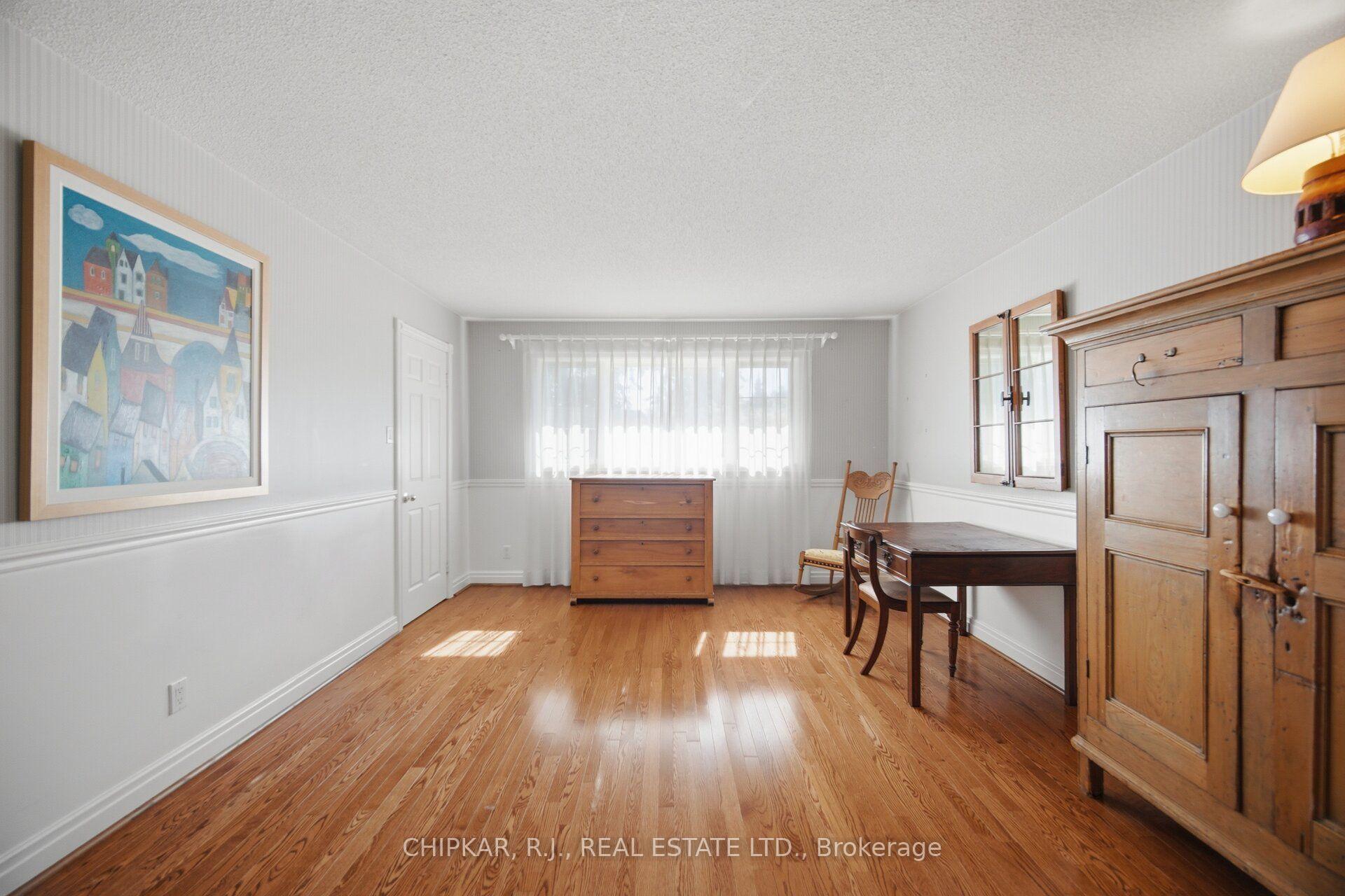 Photo 17 of 3 Esposito Court, Etobicoke, Eringate-Centennial-West Deane — HOMEH