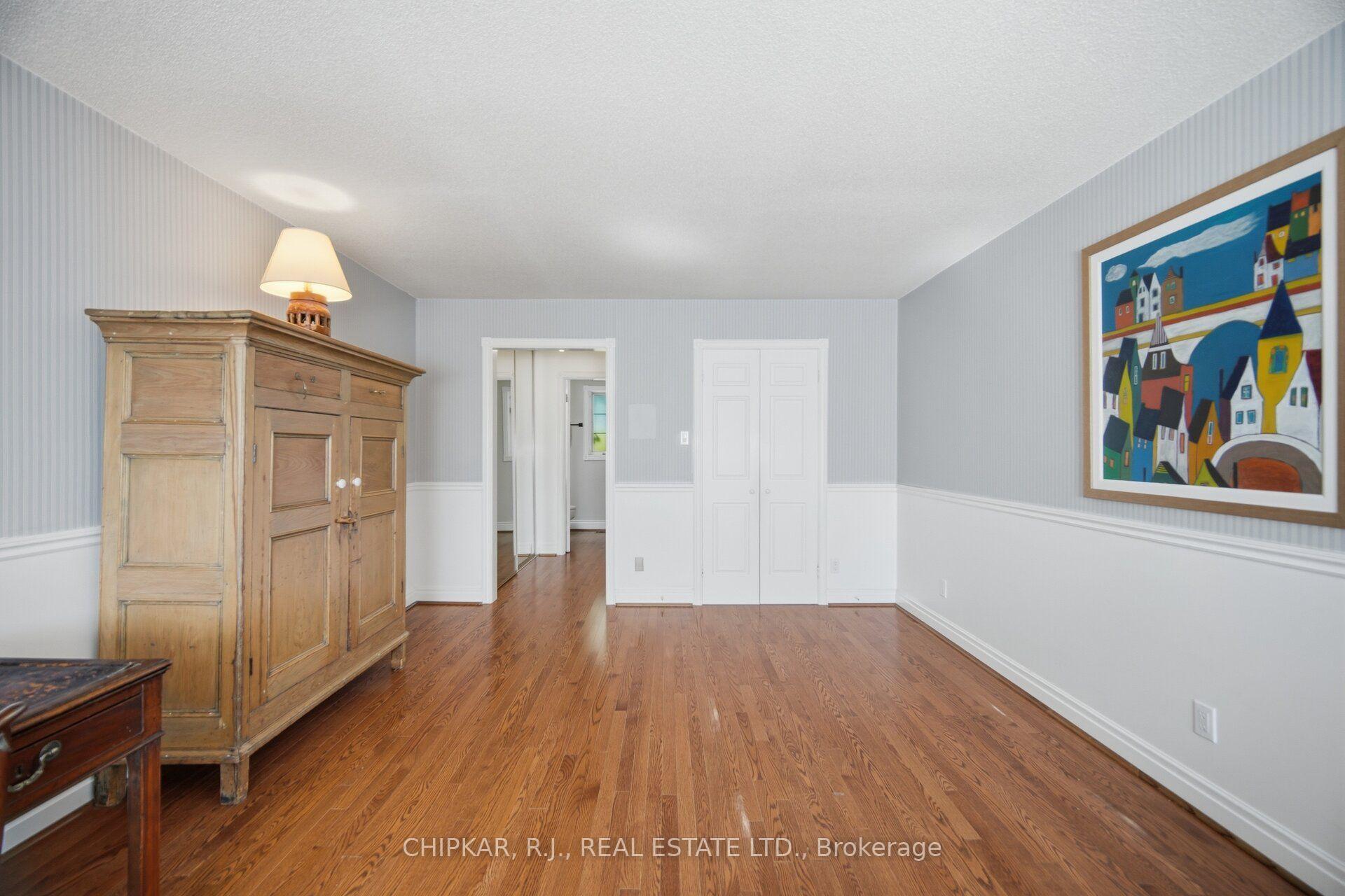 Photo 18 of 3 Esposito Court, Etobicoke, Eringate-Centennial-West Deane — HOMEH