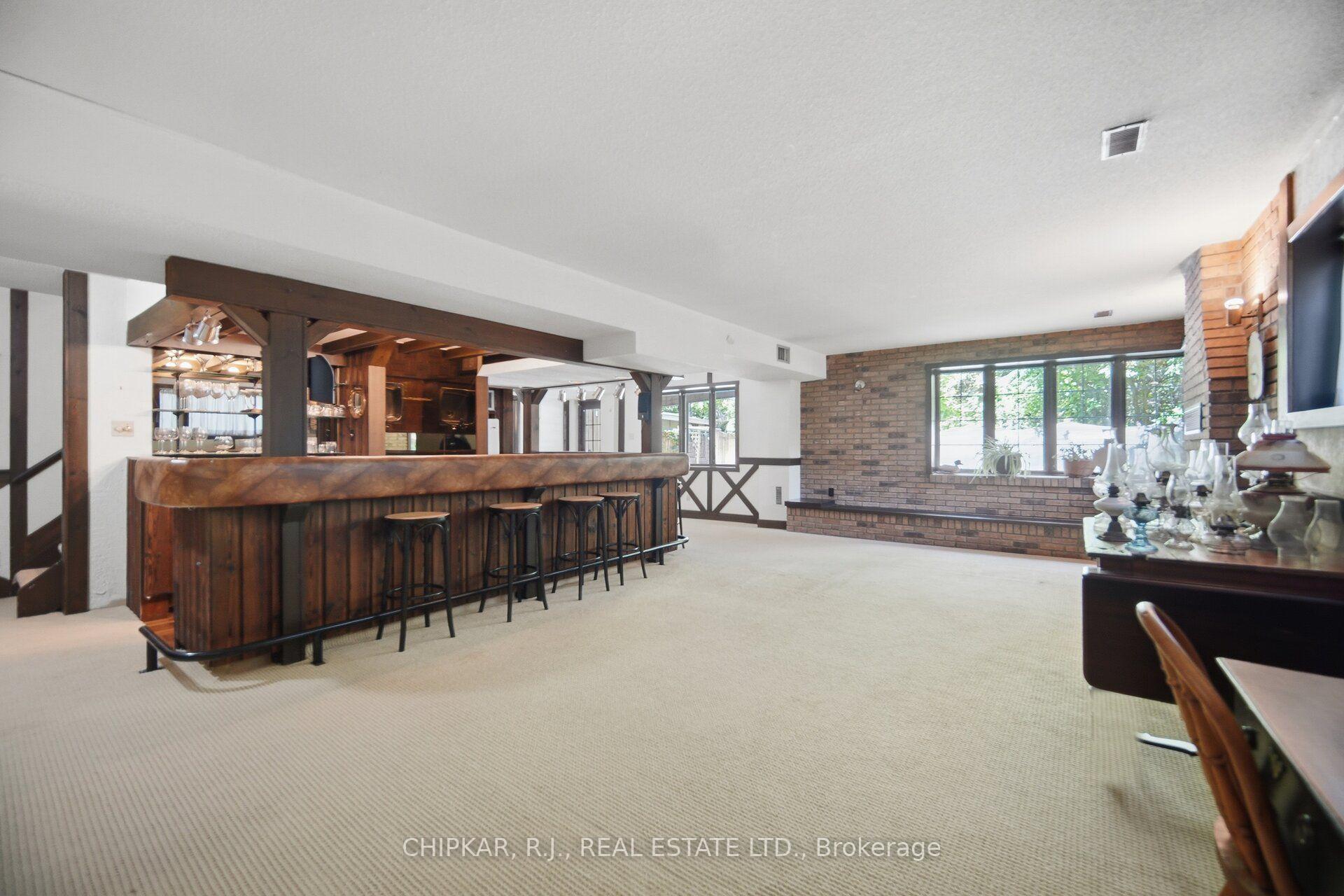 Photo 23 of 3 Esposito Court, Etobicoke, Eringate-Centennial-West Deane — HOMEH