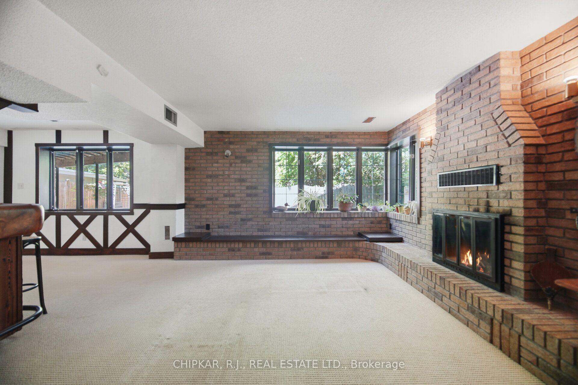 Photo 24 of 3 Esposito Court, Etobicoke, Eringate-Centennial-West Deane — HOMEH