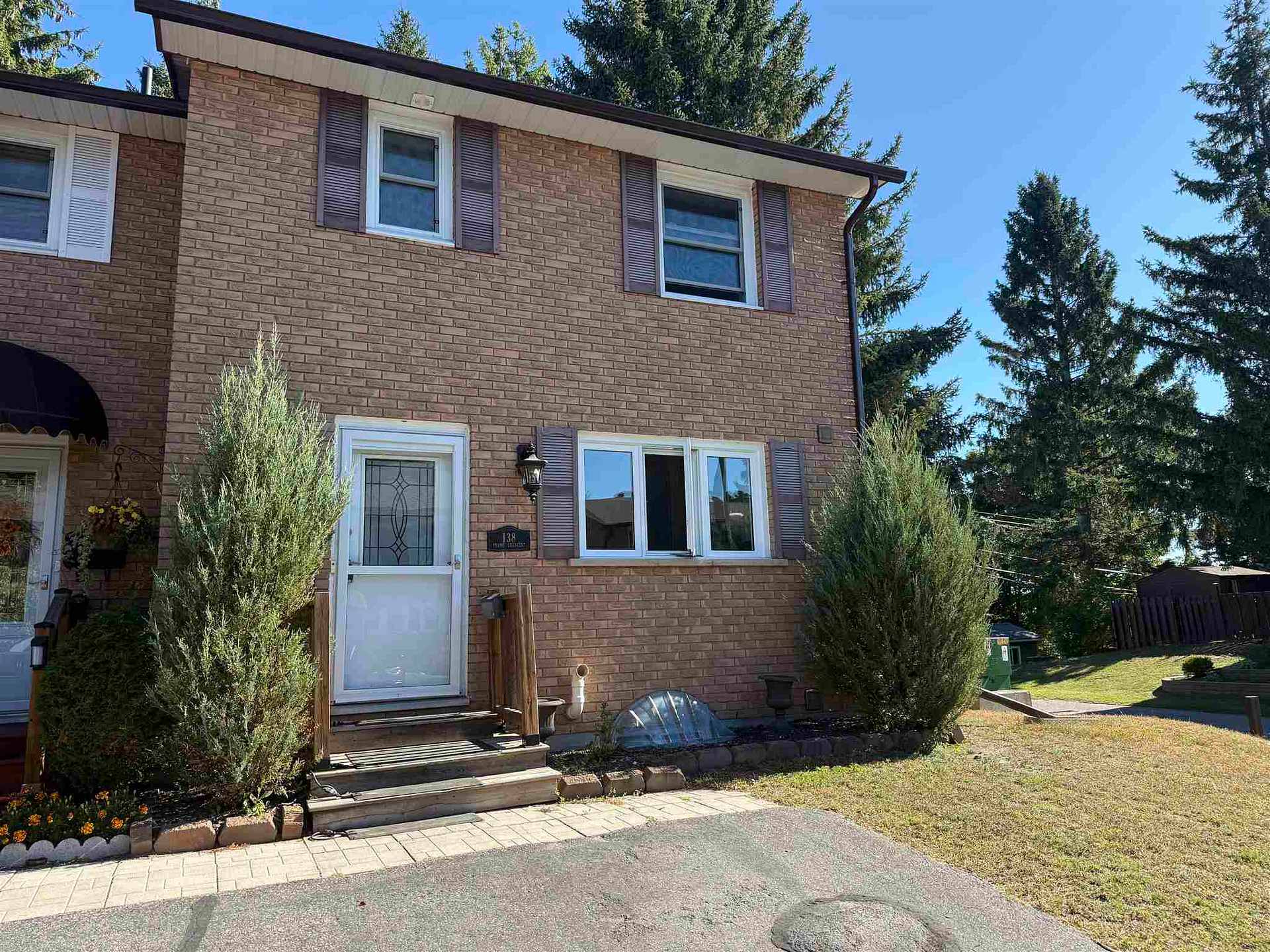 Photo 2 of 138 Frame Crescent, Elliot Lake — HOMEH