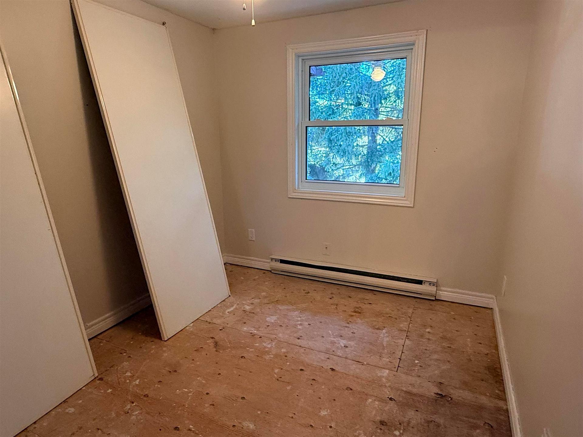 Photo 9 of 138 Frame Crescent, Elliot Lake — HOMEH