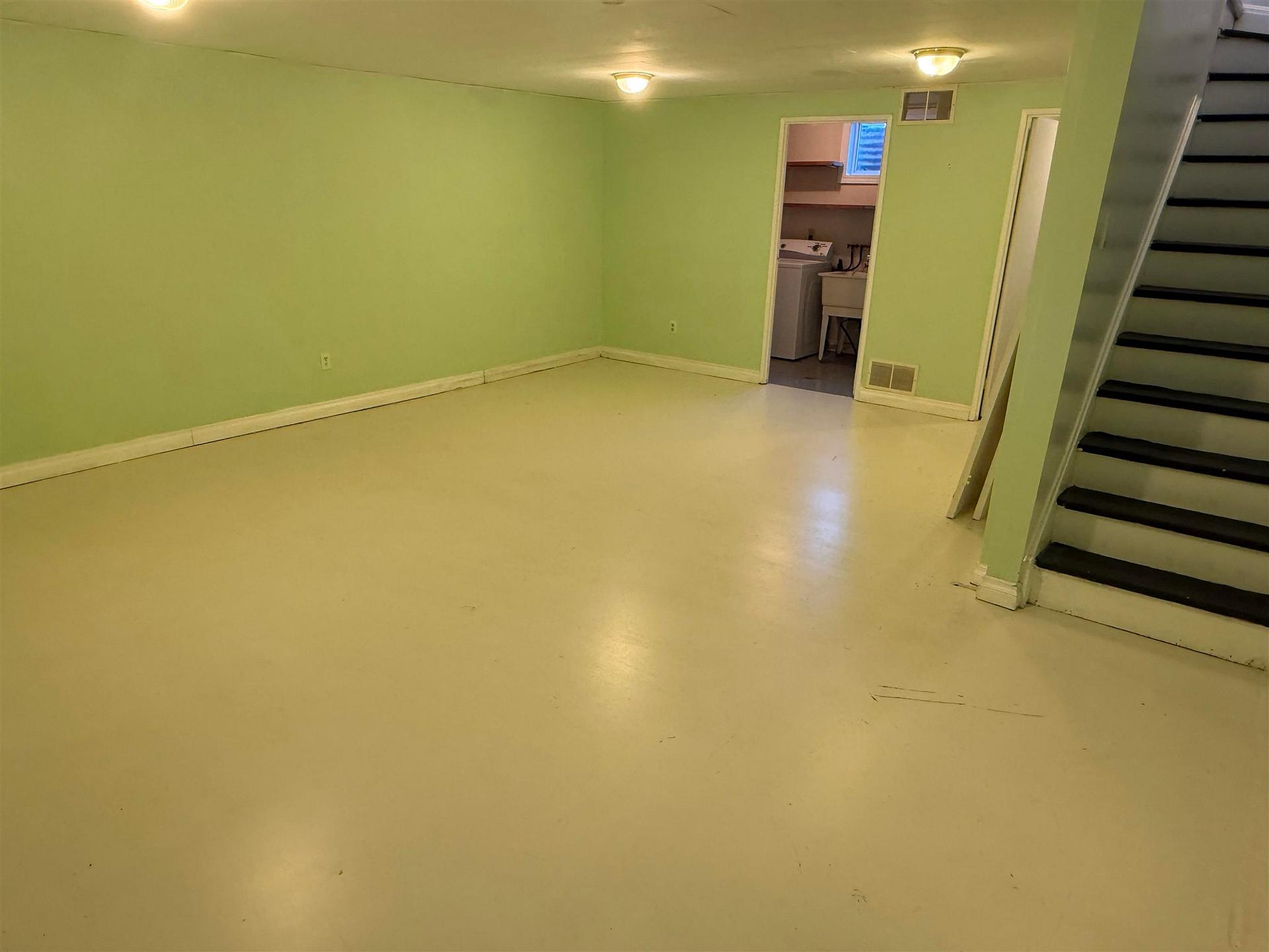 Photo 15 of 138 Frame Crescent, Elliot Lake — HOMEH