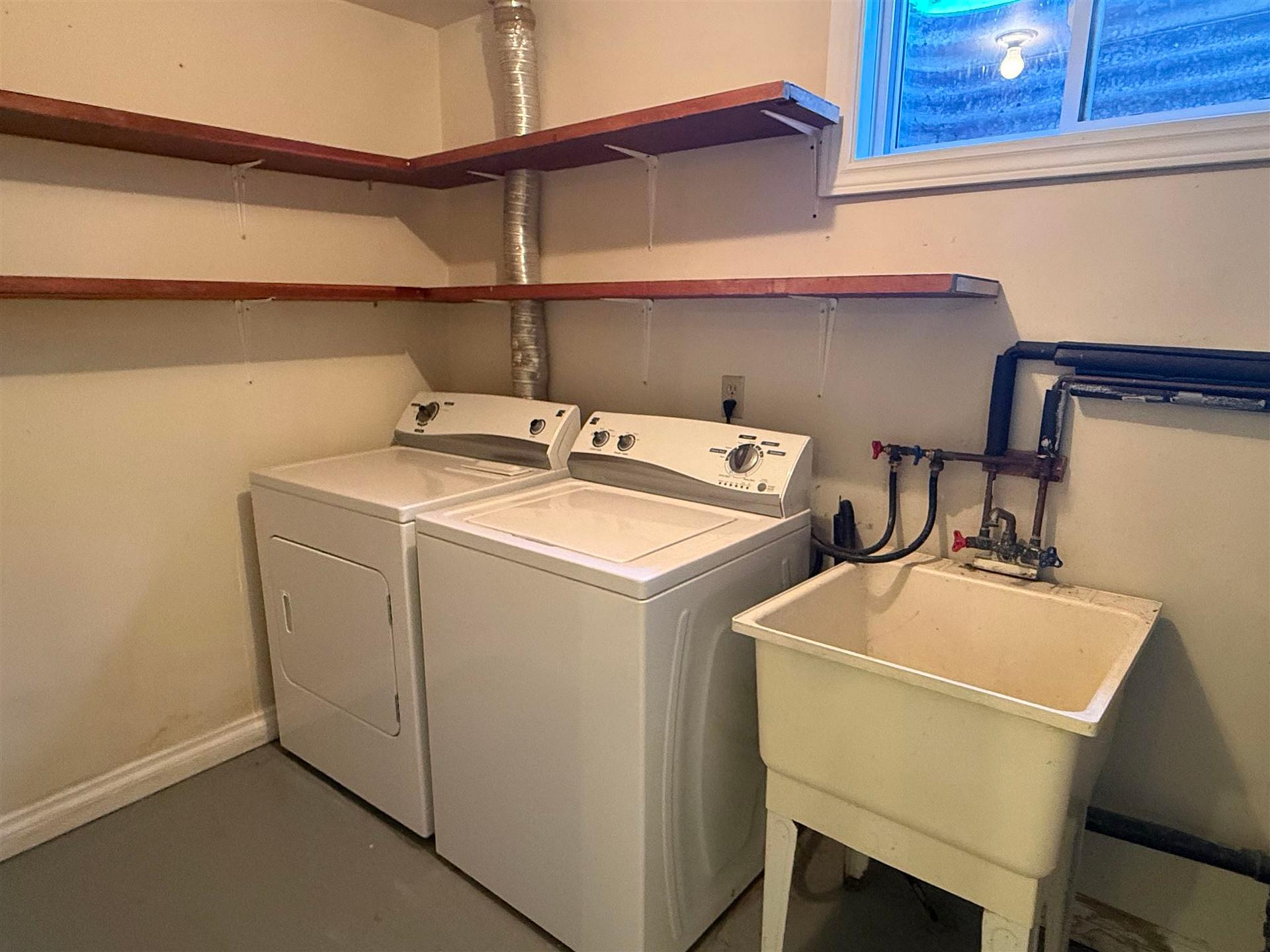 Photo 21 of 138 Frame Crescent, Elliot Lake — HOMEH