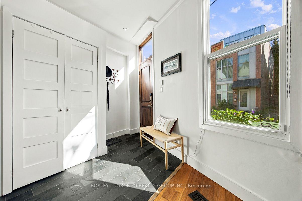 Photo 3 of 24 Bright Street, Toronto, Moss Park — HOMEH