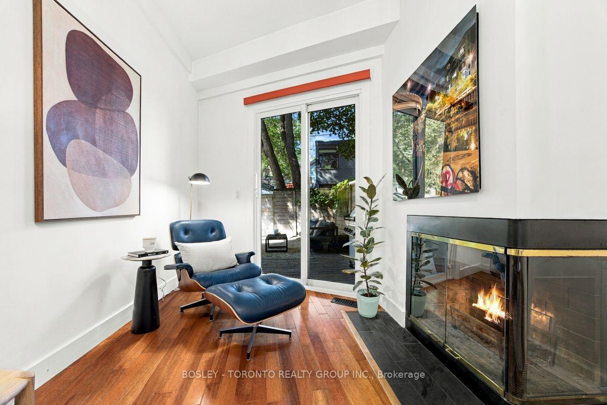 Photo 11 of 24 Bright Street, Toronto, Moss Park — HOMEH