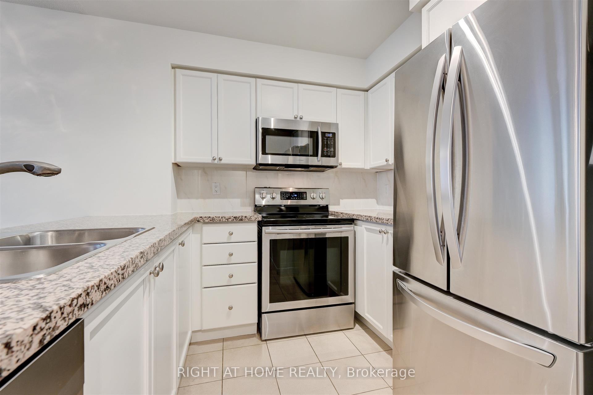 Photo 9 of Unit 507, 388 Bloor Street E, Toronto, Rosedale-Moore Park — HOMEH