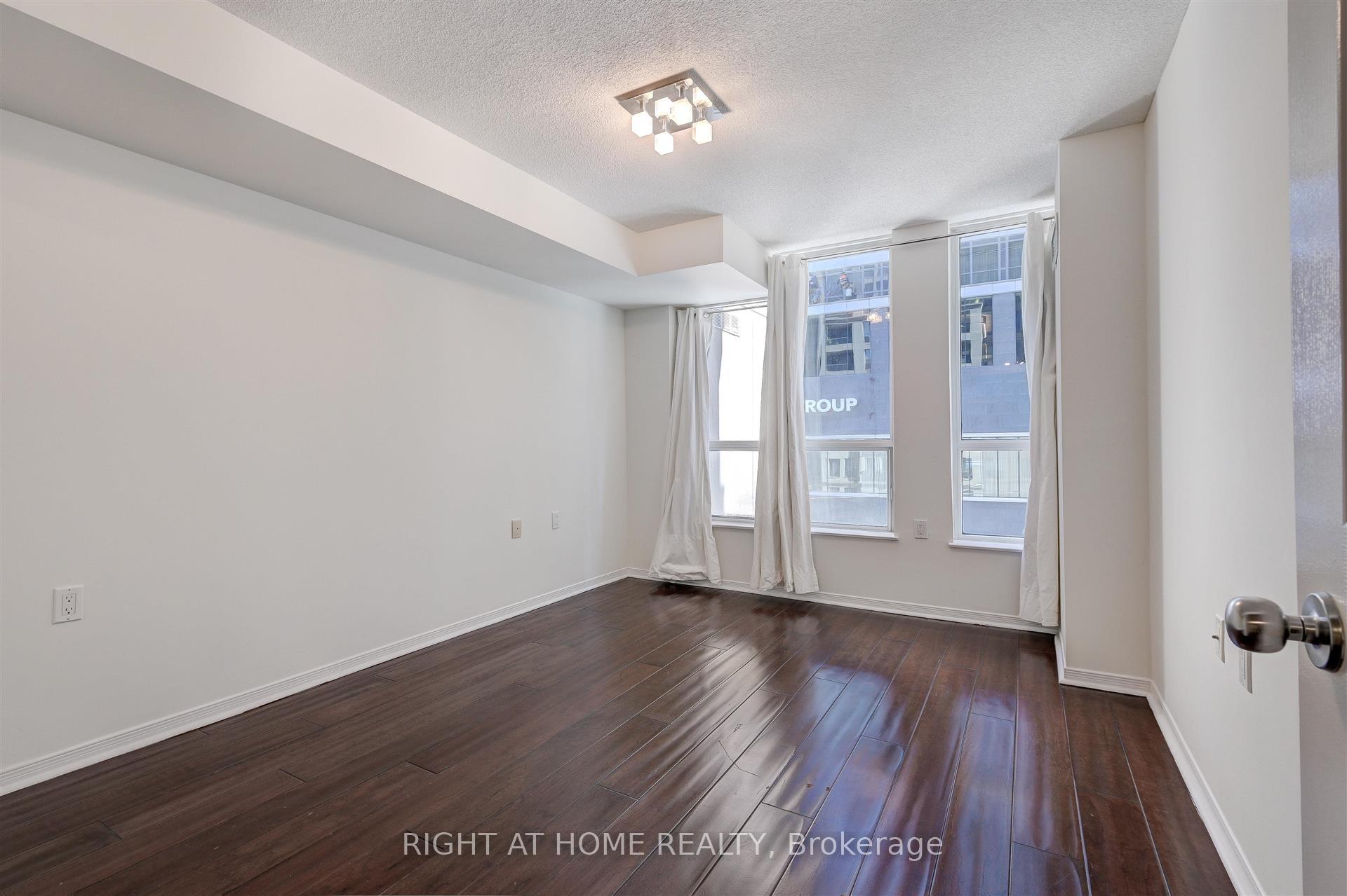 Photo 11 of Unit 507, 388 Bloor Street E, Toronto, Rosedale-Moore Park — HOMEH