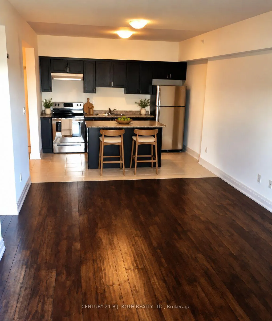 Photo 5 of Unit 203, 299 Cundles Road E, Barrie, Alliance — HOMEH