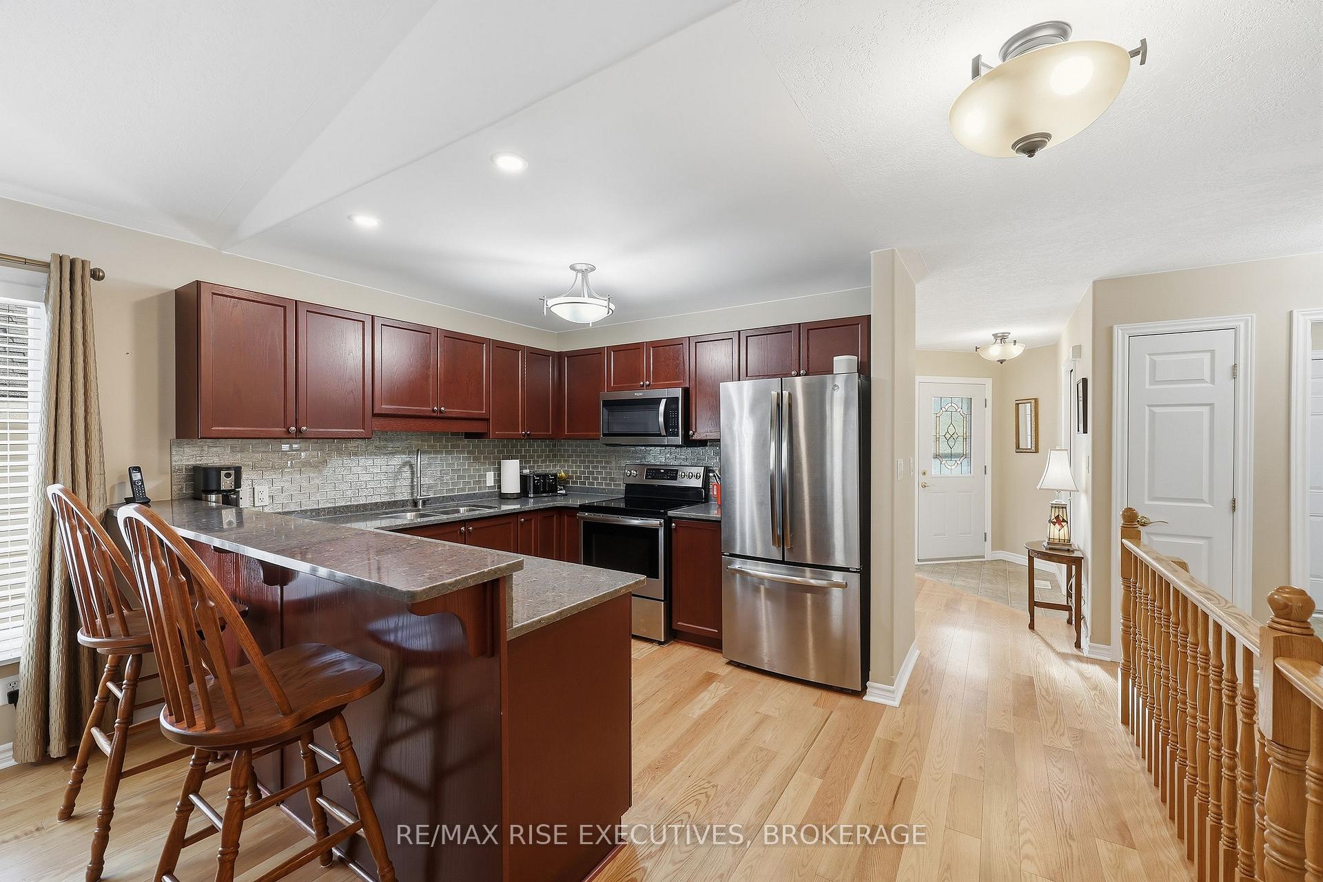 Photo 8 of 176 MacDougall Drive, Loyalist, Amherstview — HOMEH