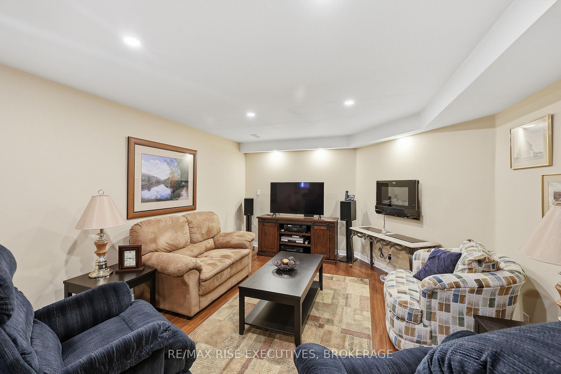Photo 24 of 176 MacDougall Drive, Loyalist, Amherstview — HOMEH