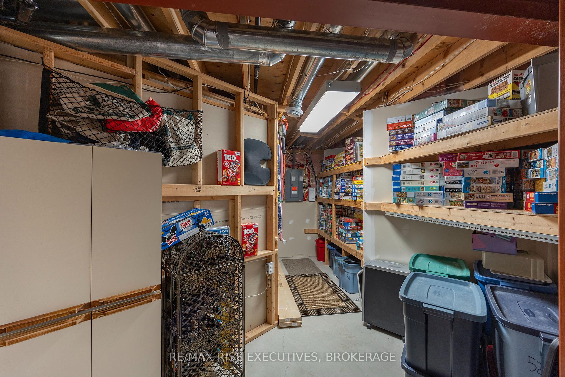 Photo 35 of 176 MacDougall Drive, Loyalist, Amherstview — HOMEH
